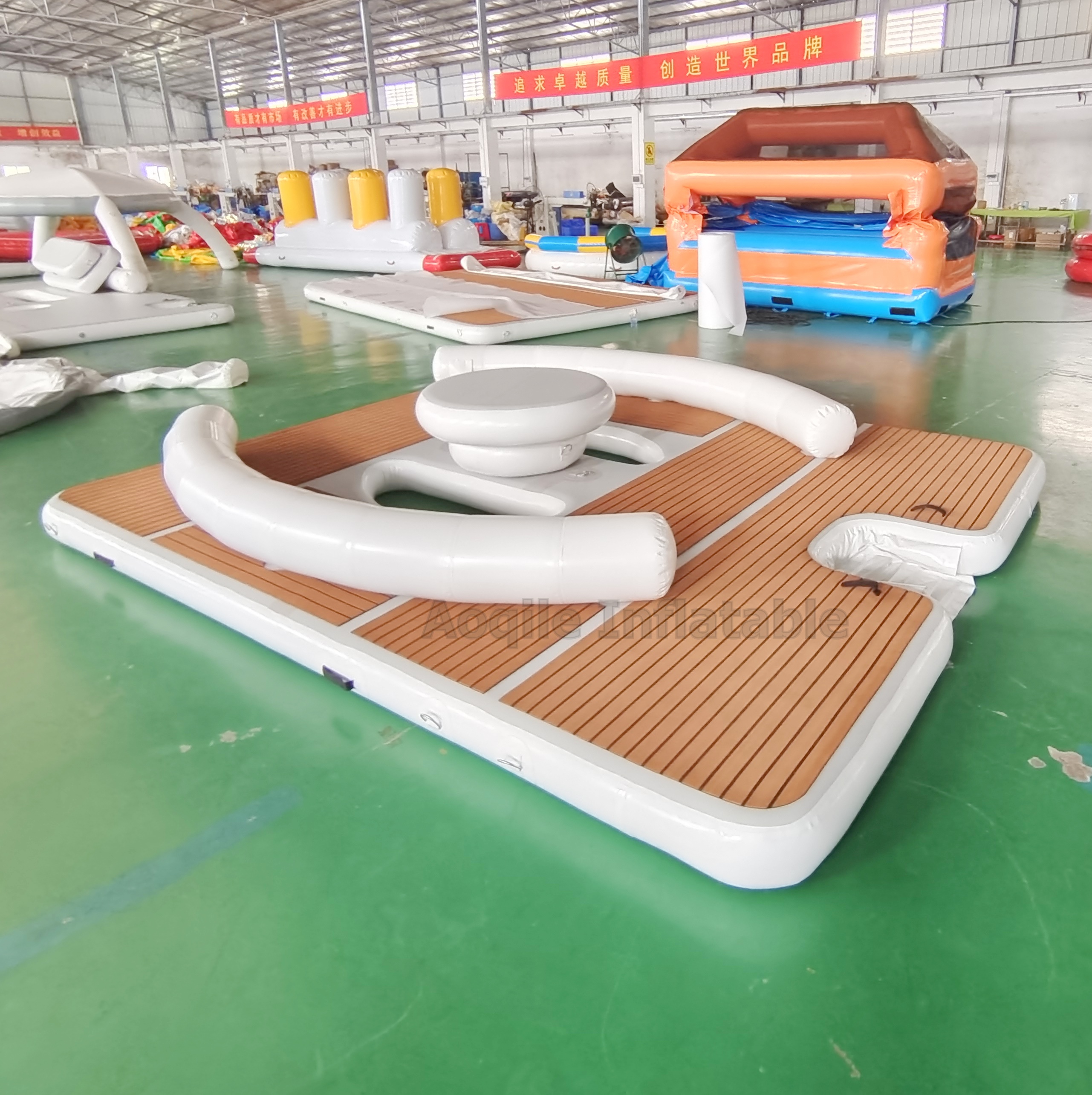 Outdoor Inflatable Pvc Leisure Lounge Inflatable Pontoon Dock Water Platform With Removable Canopy