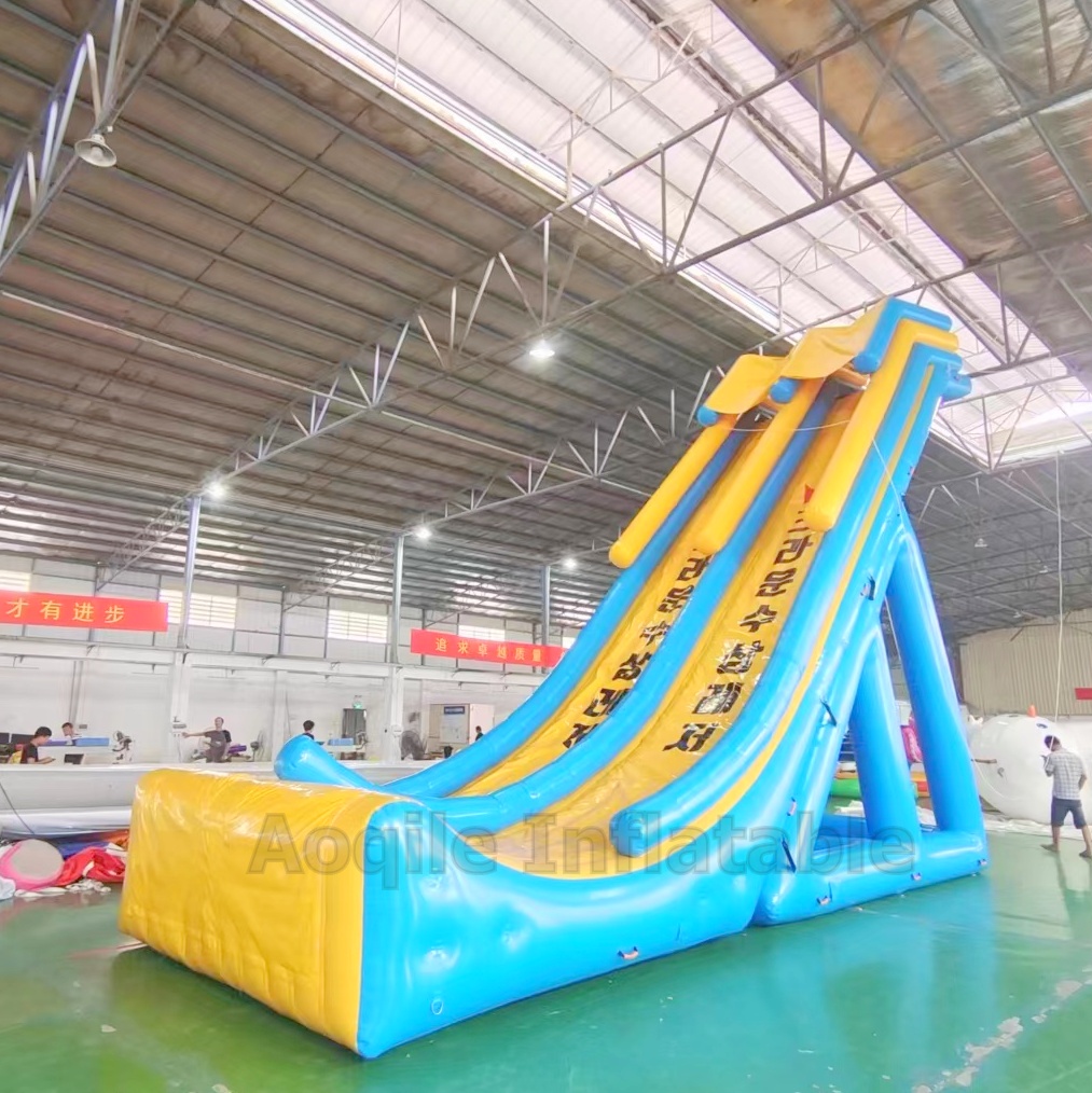 Hot Selling Water Party Inflatable Yacht Slide Inflatable Boat Slide For Water Fun Floating Slide