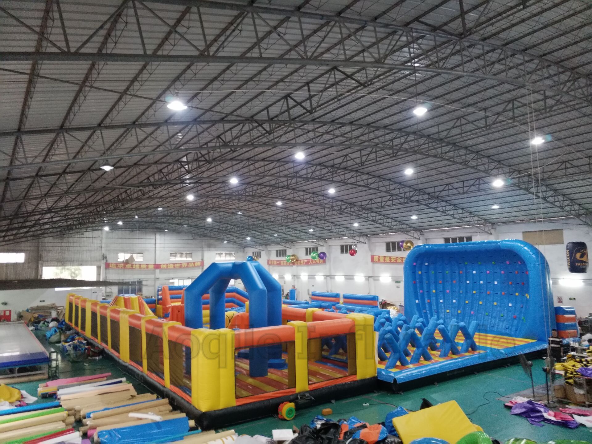 Largest Family Entertainment Centers Air Space Inflatable Indoor Theme Park For family Play