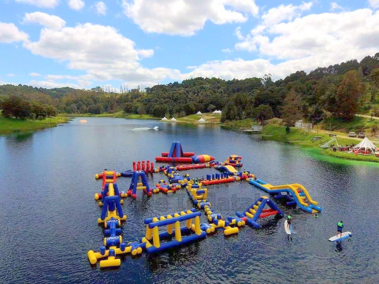 Summer Water Large Inflatable Amusement Equipment Water Floating Obstacle Stimulation Park