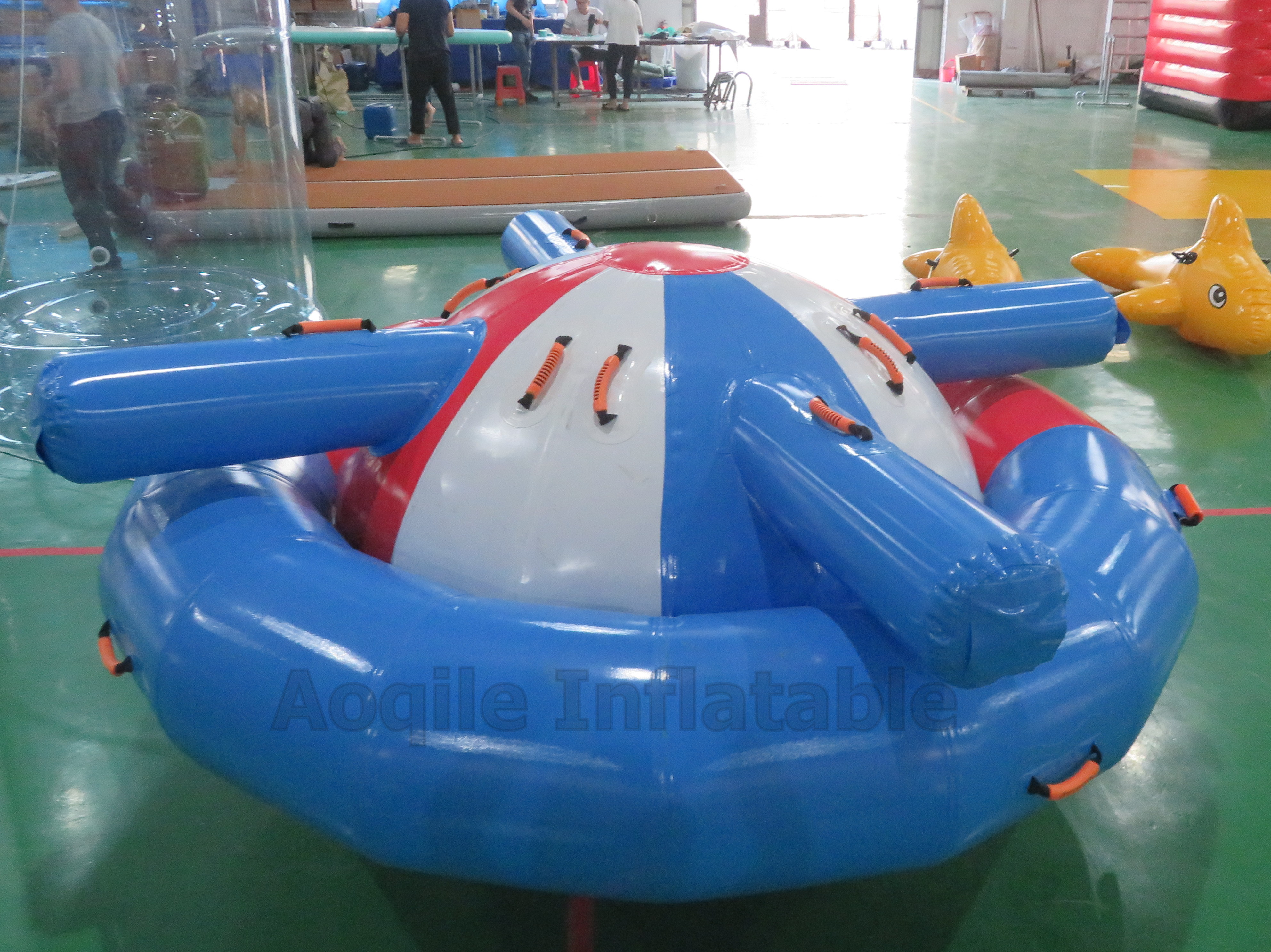 6-10 Persons Inflatable Rotating Water Toys Disco Boat Towable Tube Water Entertainment Crazy UFO Inflatable Disco Boat