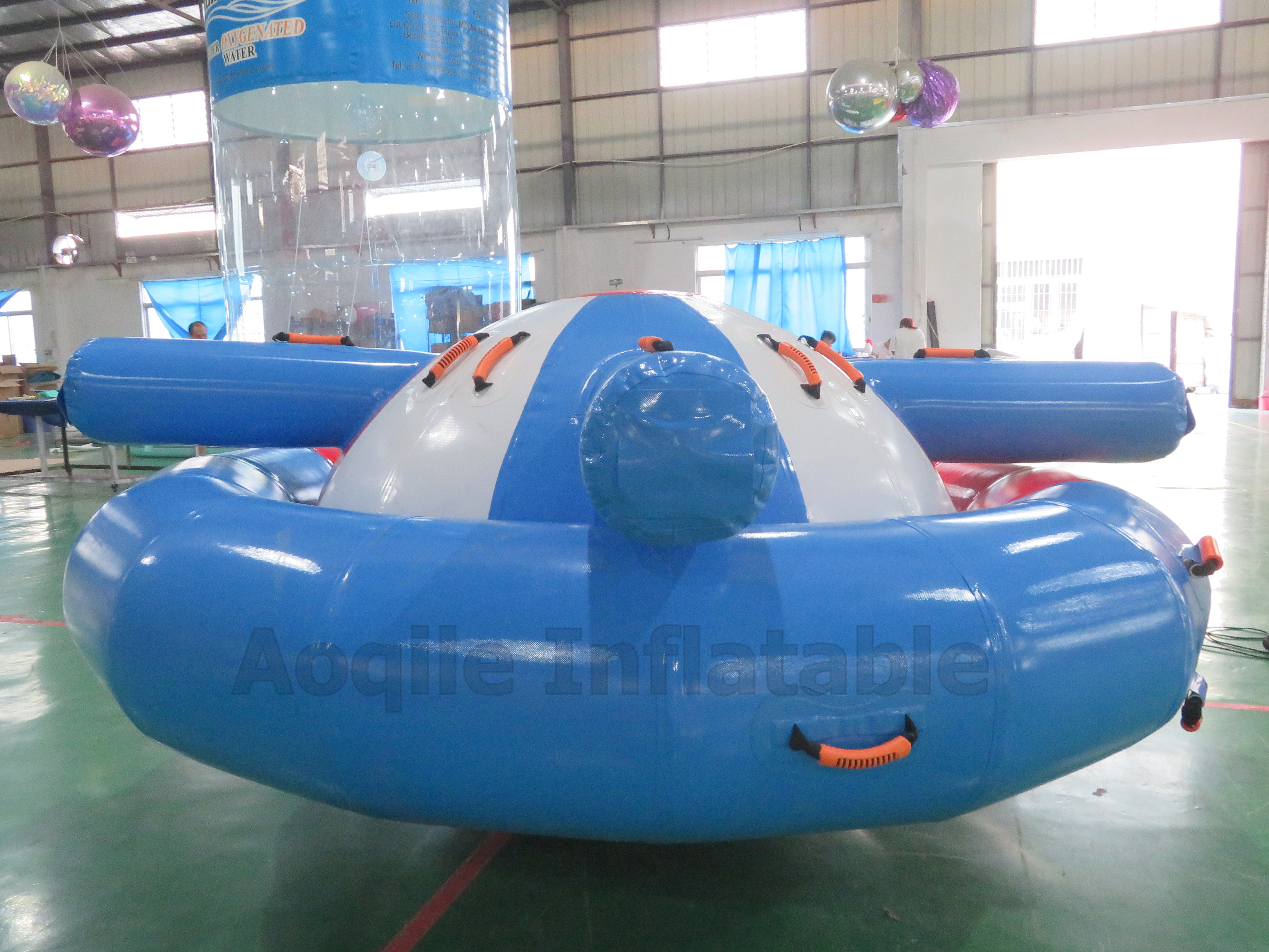 Inflatable Spinning Ufo Towable Tube For Water Entertainment Inflatable Water Rotating Disco Boat