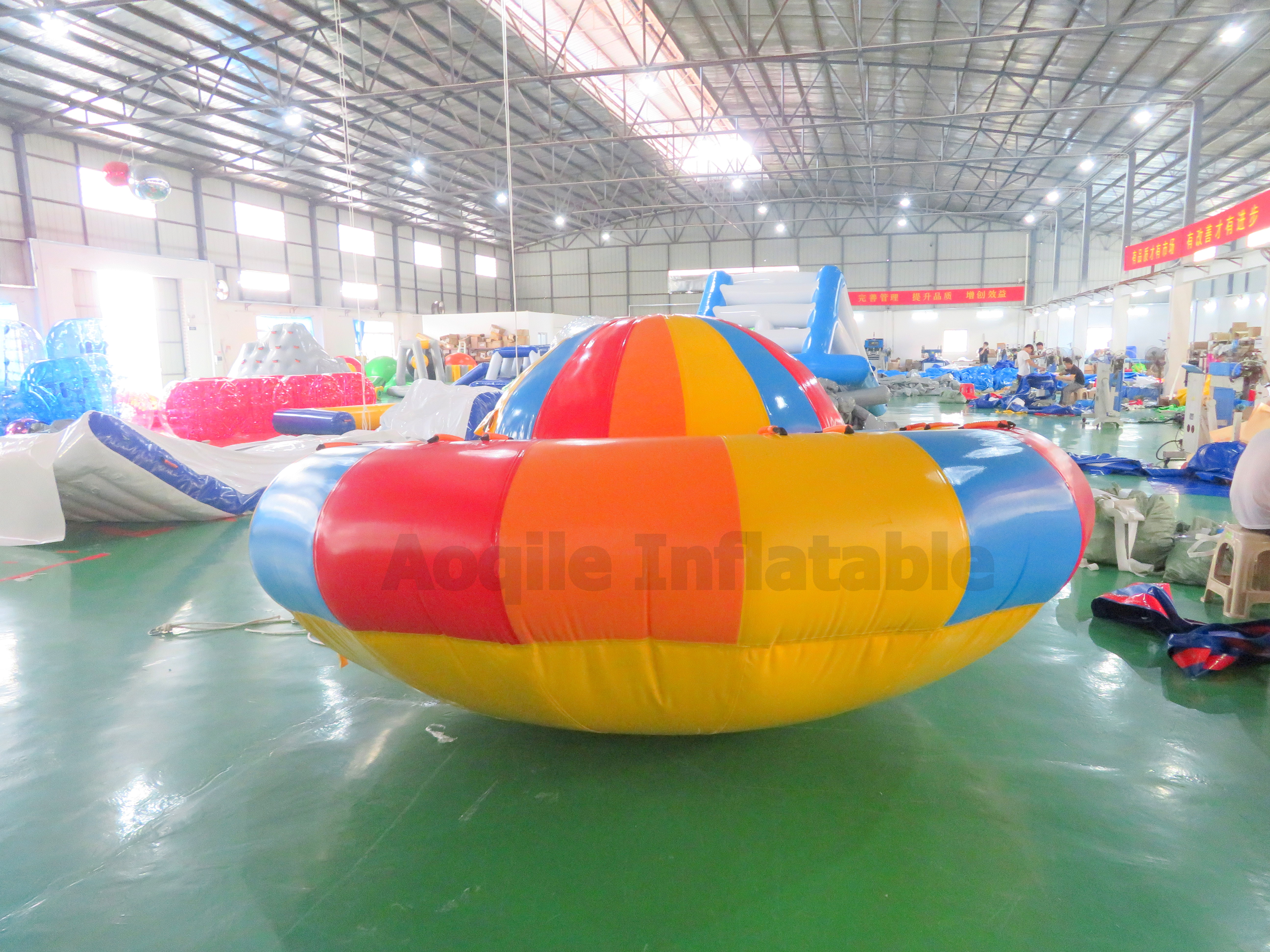 New Design Water Water Tube Sports Game Inflatable Flying Boat Crazy UFO Towable