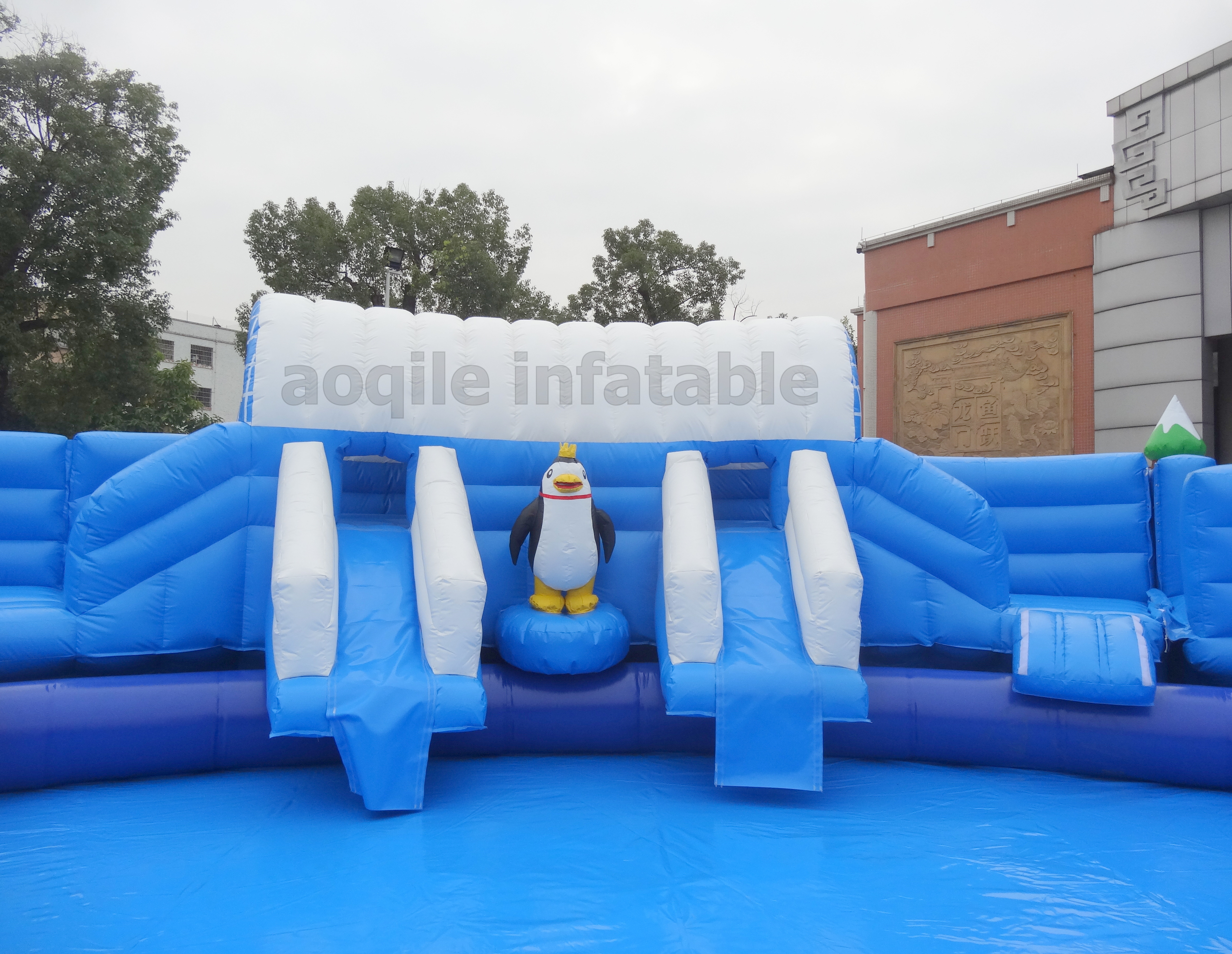 Snow N Ice World Huge Water Park Inflatable Amusement Park Games ,Water Inflatable Theme Parks On Land with big inflatable pool