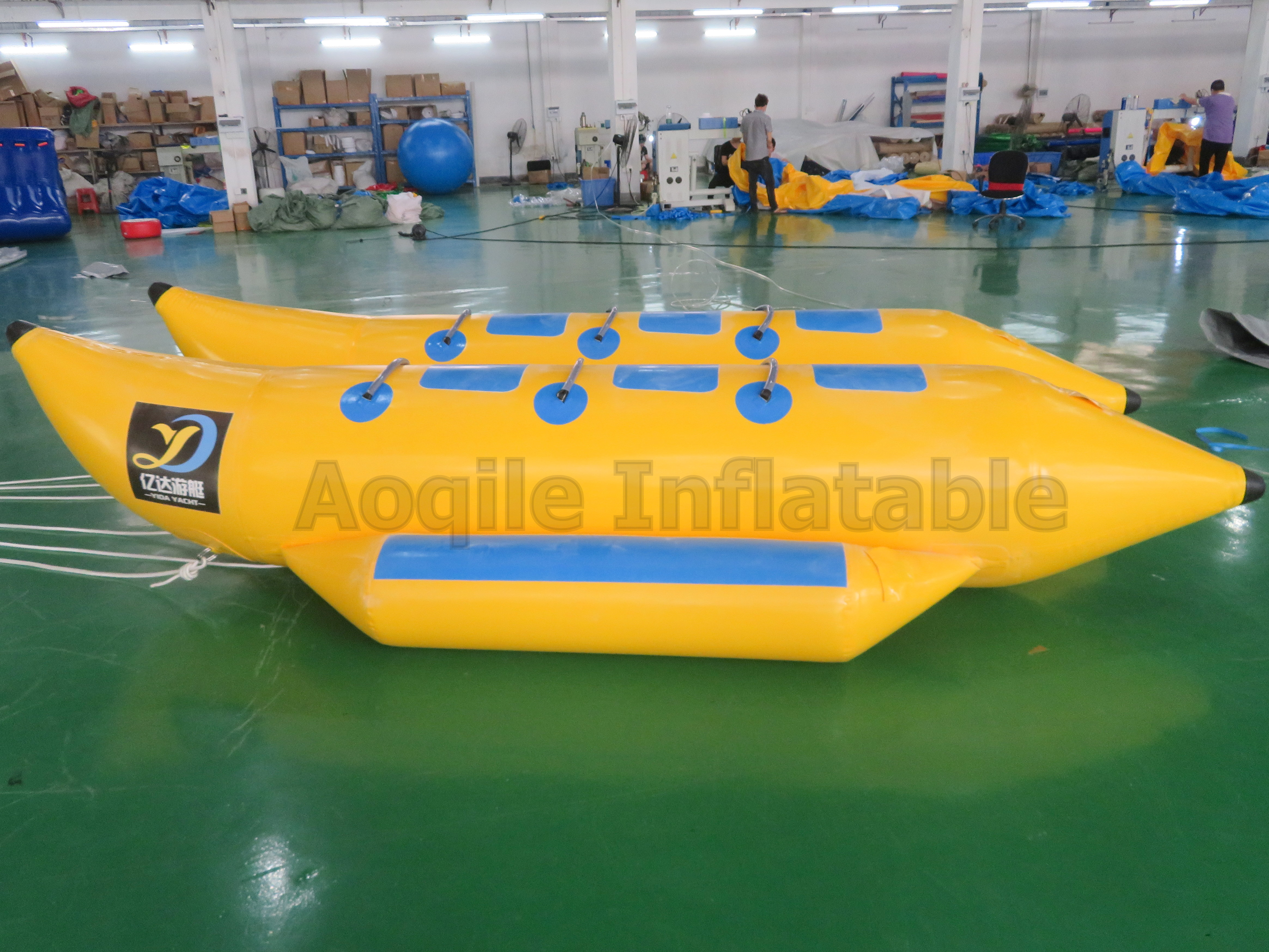 Commercial Water Sports Game Toy Towable Tube Flying Fish Inflatable Banana Boat