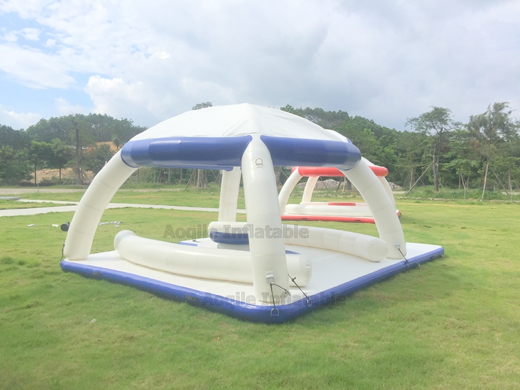 Inflatable water rest platform