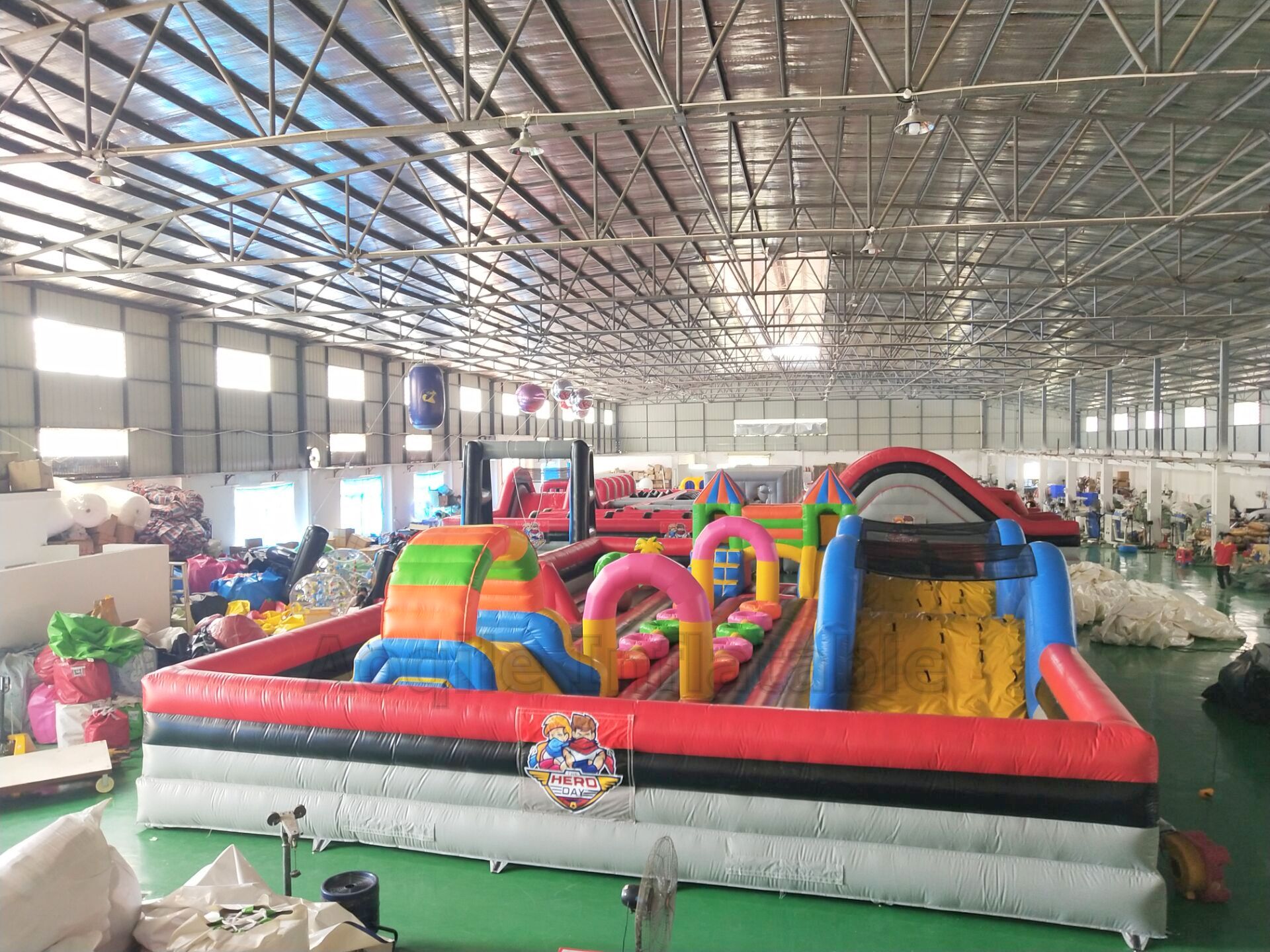 Commercial Indoor Inflatable Obstacle Course Giant Inflatable Amusement Park Air Theme Park For Kids n Adult