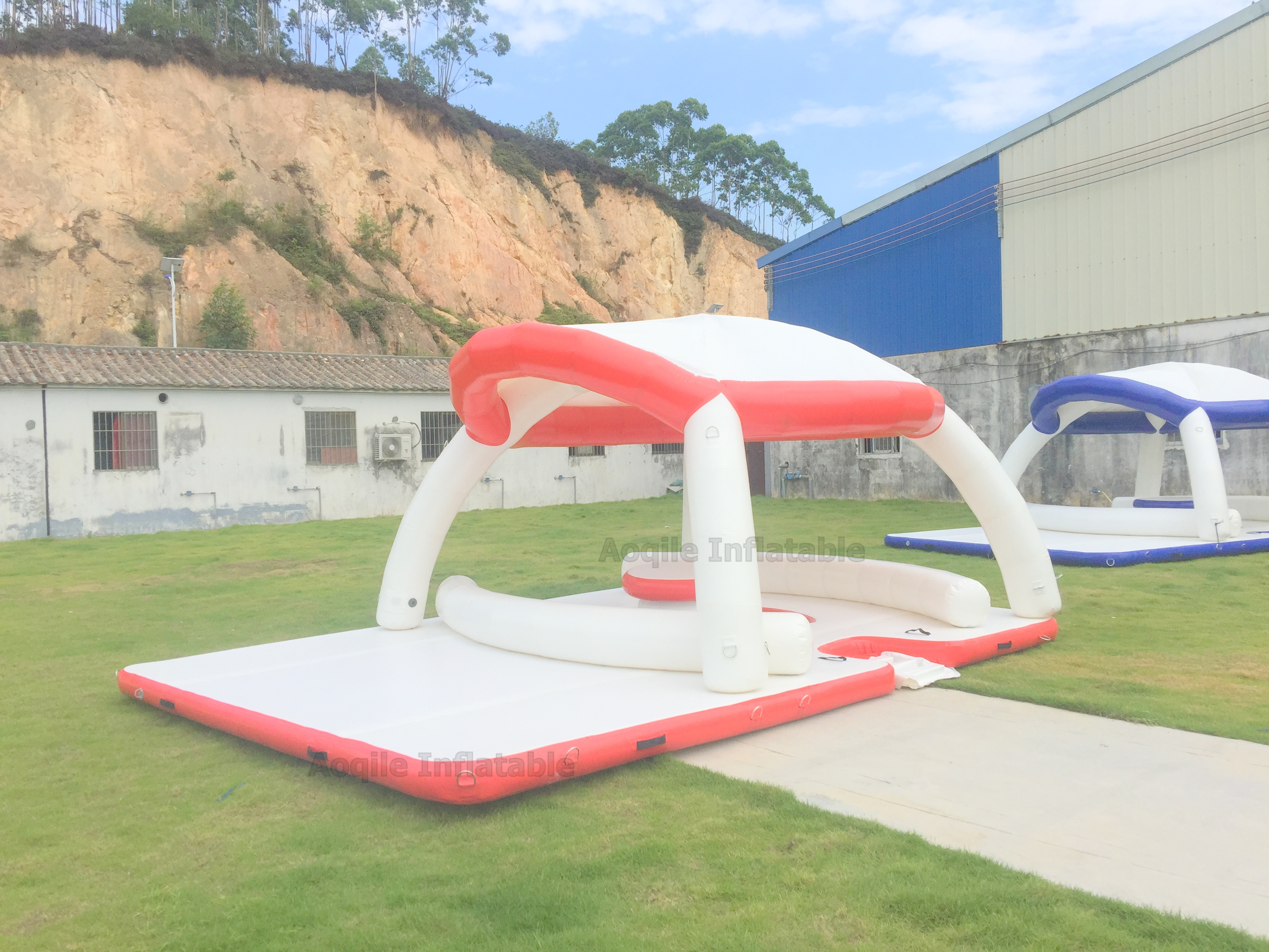 Summer Water Entertainment Inflatable Water Leisure Dock Platform Inflatable Floating Island Lounge