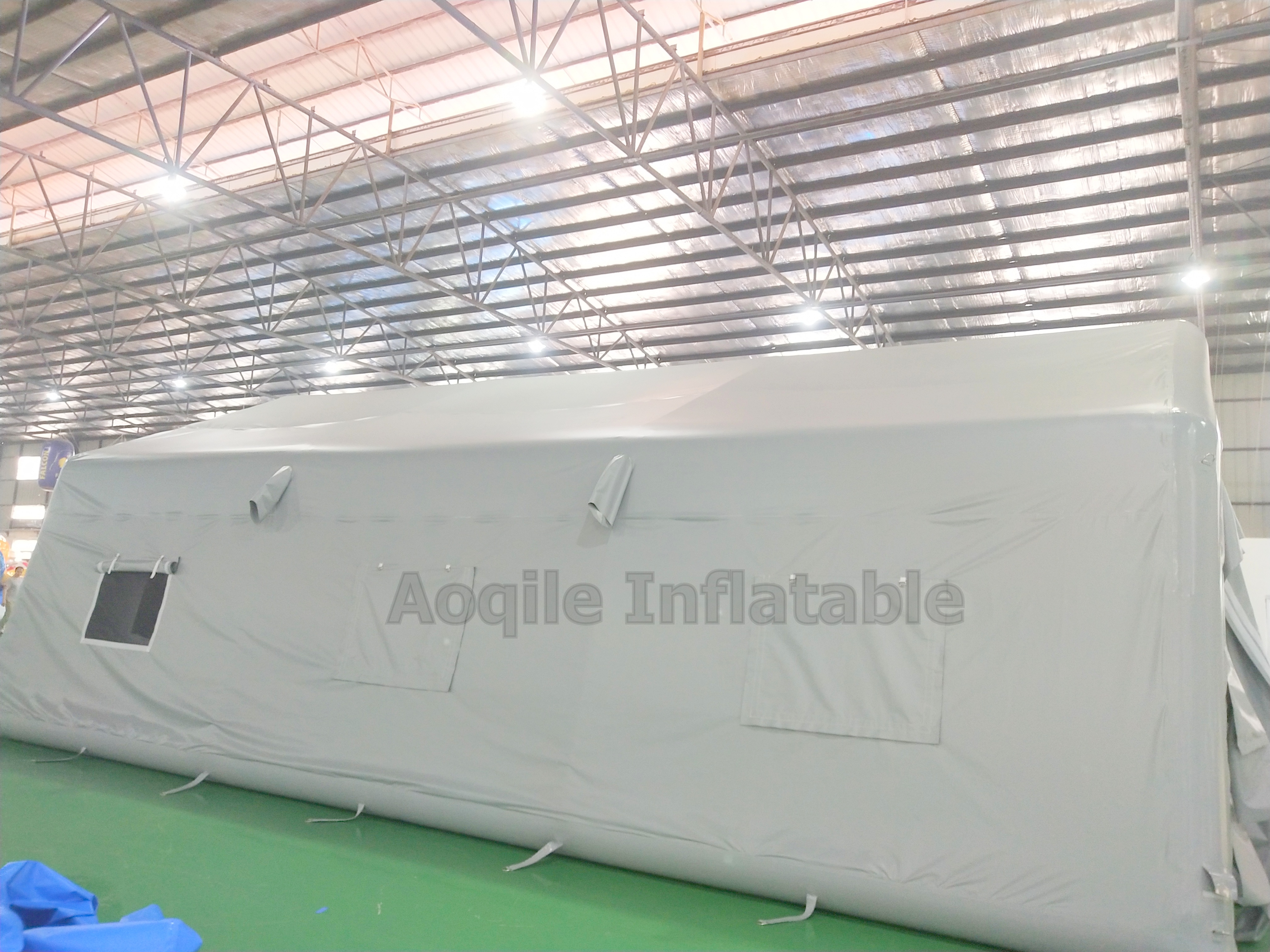 Customized PVC Tarpaulin Mobile Emergency Response Hospital Inflatable Tent