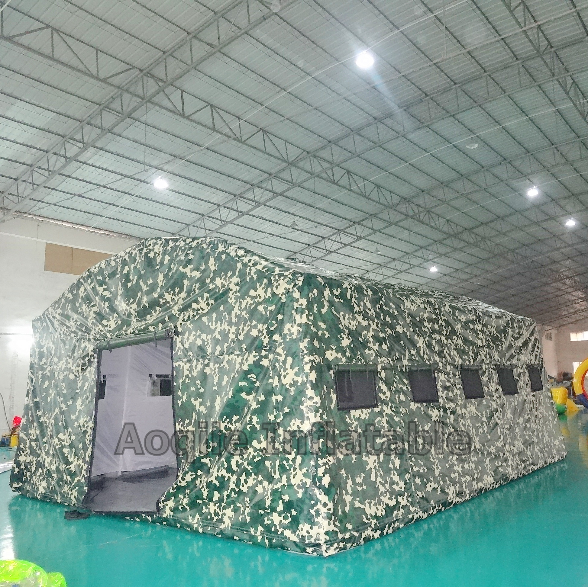 Custom Camping outdoor shelter waterproof sun protection home shelter disaster tent Inflatable camouflage tent