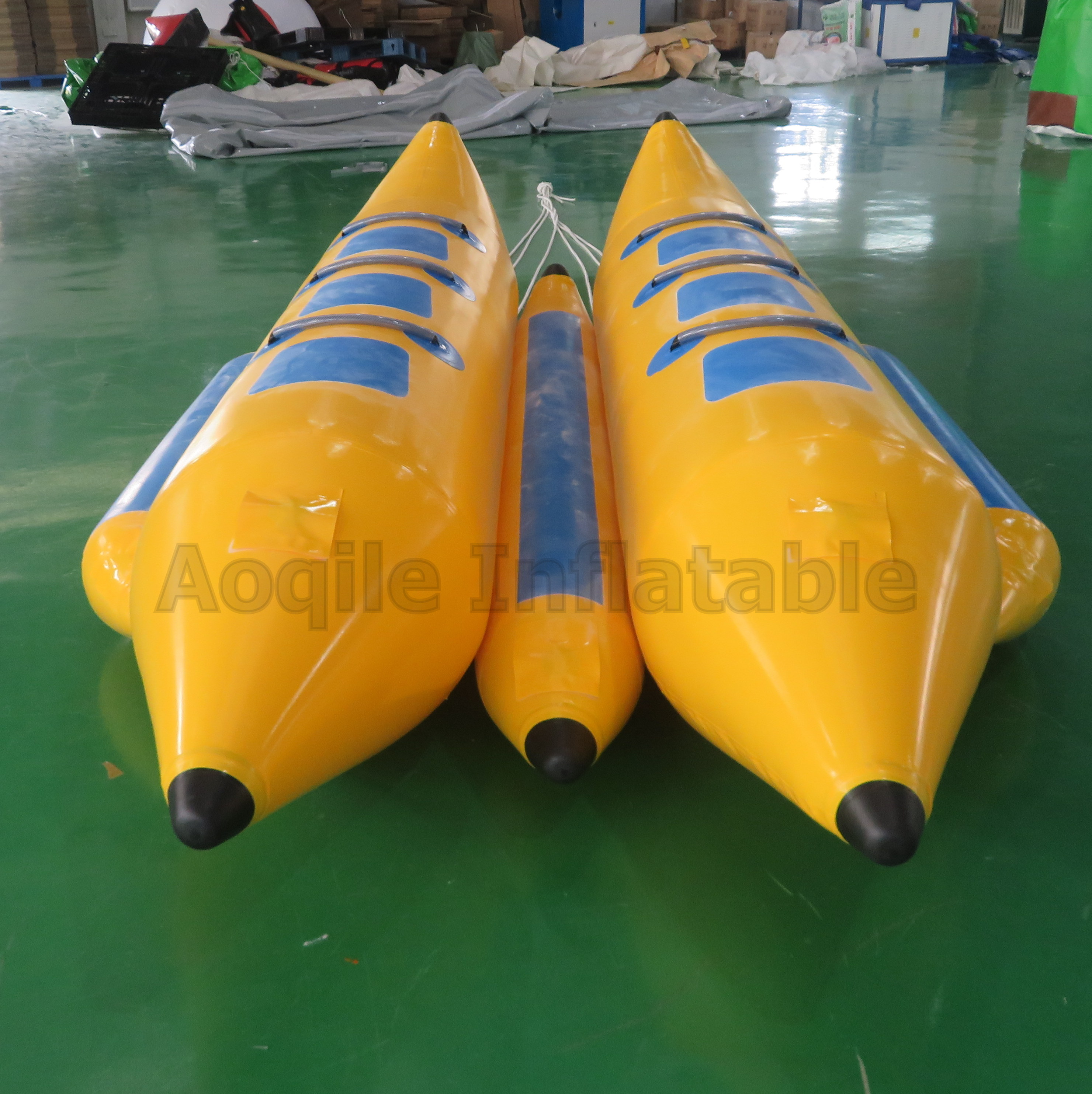 Commercial Water Sports Game Toy Towable Tube Flying Fish Inflatable Banana Boat