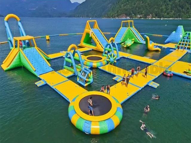 Large Inflatable Adventure Water Park Inflatable Floating Assault Course Inflatable Aqua Run Park