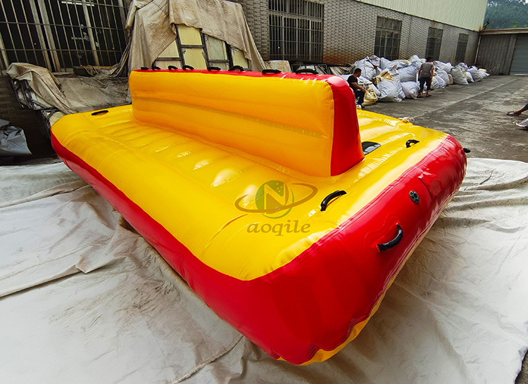 Commercial Water Entertainment Inflatables Water Ski Towable Inflatable Sofa Boat