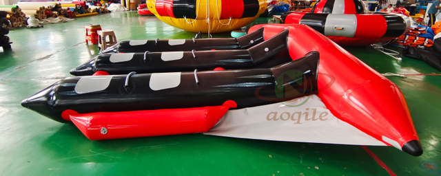 Popular Water Sport Equipment PVC Tarpaulin Towable Sea Jet Ski Inflatable Flying Fish Banana Boat