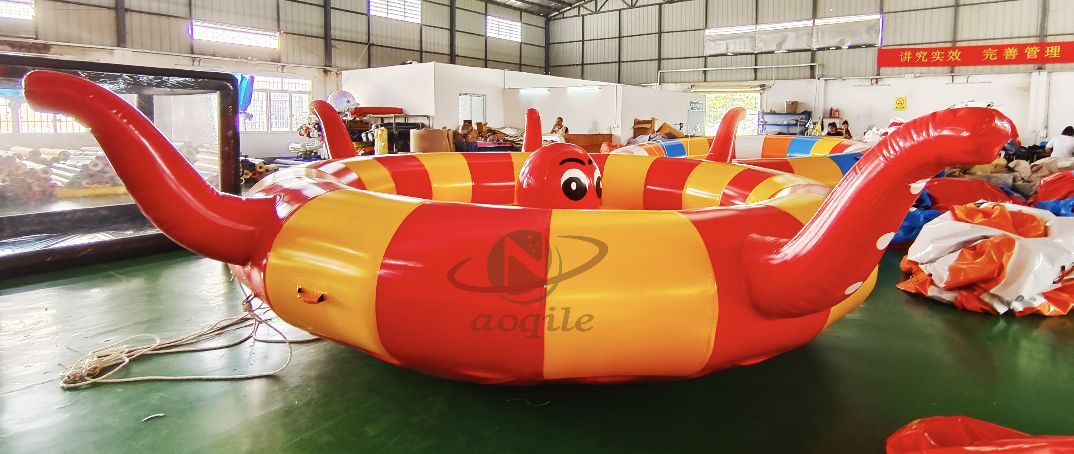 Factory price bandwagon ufo 8 person Towables Octapus Twister Inflatable Disco Boat