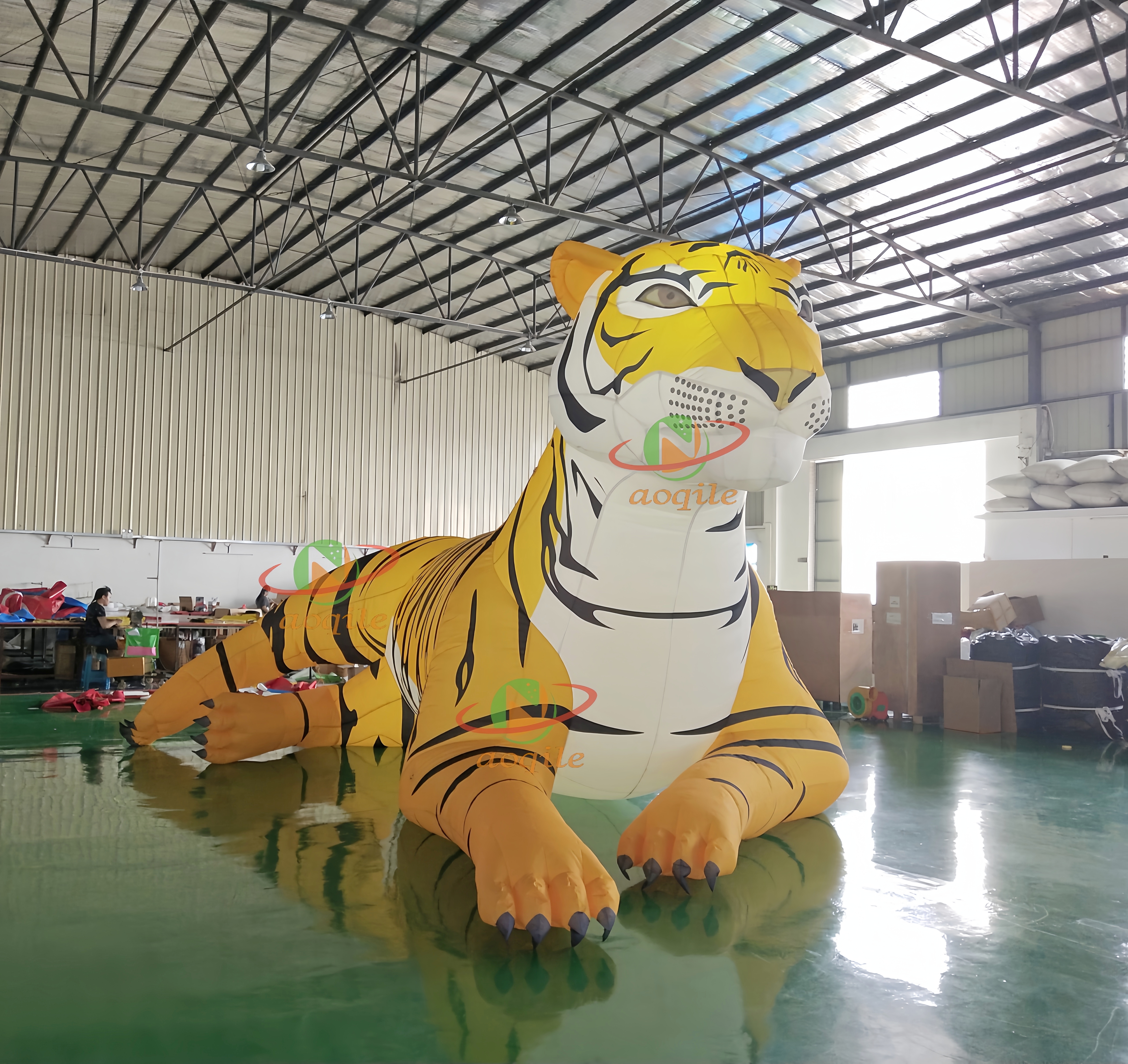 Hot Sale Giant Inflatable Tiger with Lights Inflatable Cartoon Tiger Model For Art