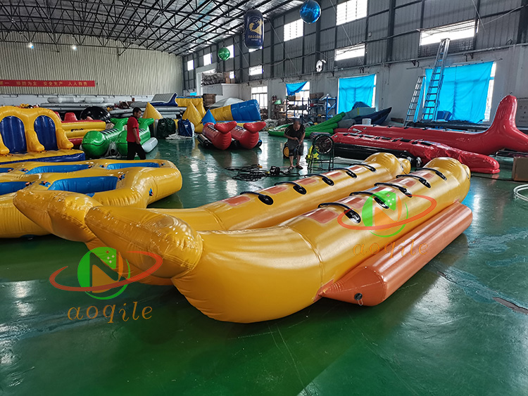 Double rows inflatable banana boat for sale pvc material