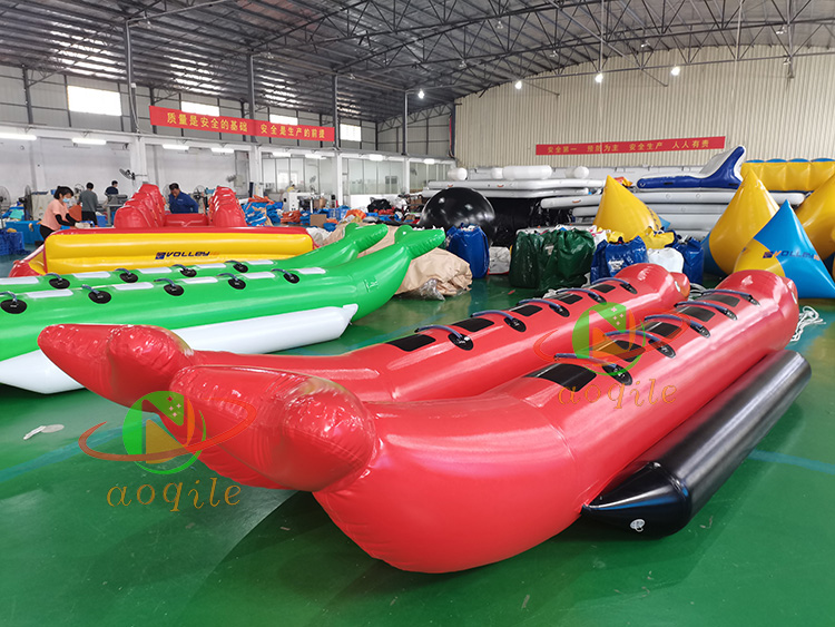 Funny inflatable banana boat 10 person inflatable flying fish banana boat