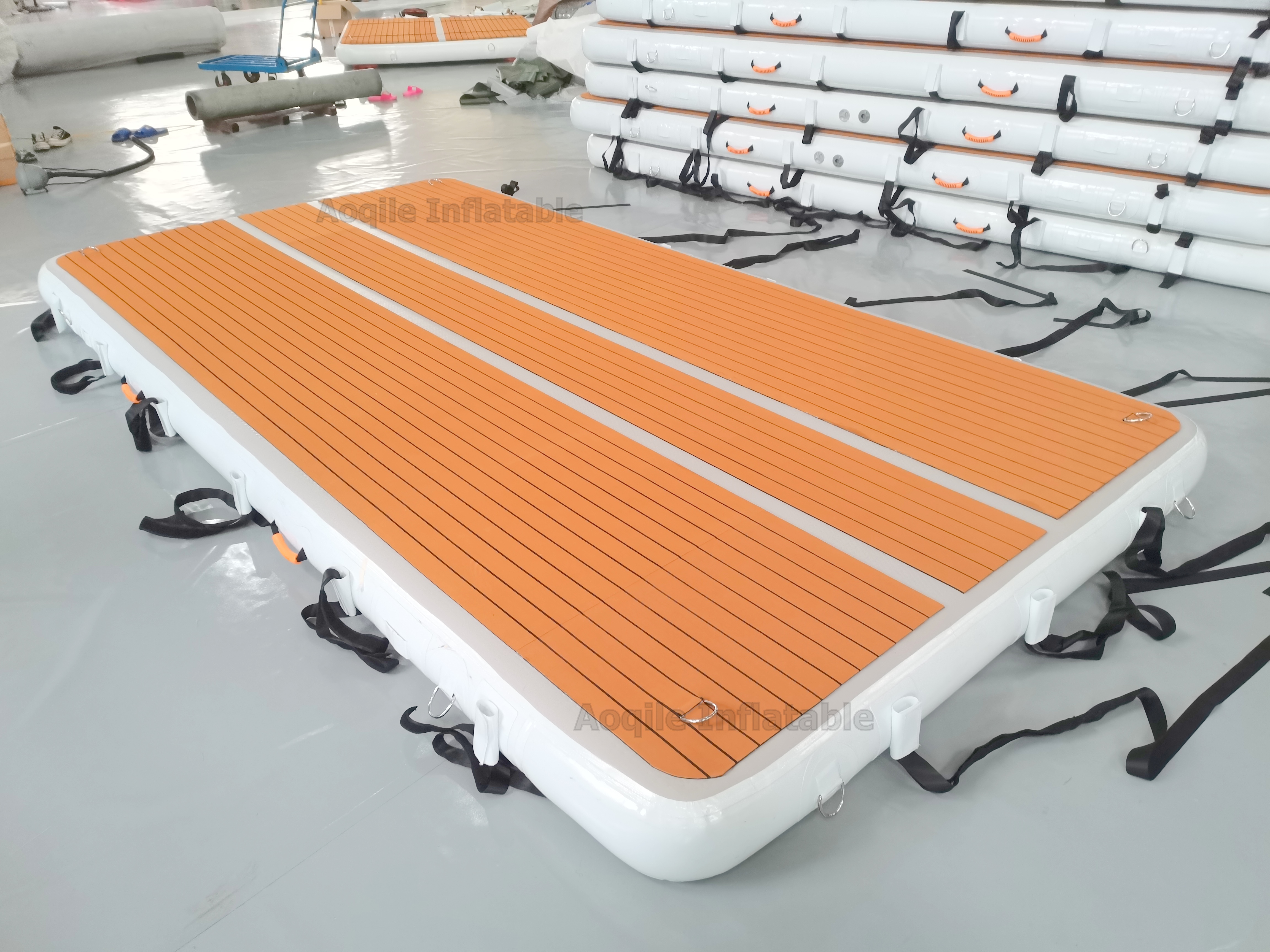 Commercial Inflatable Safety Floating Island Water Floating Platform Inflatable Swimming Pool Pier Buoy