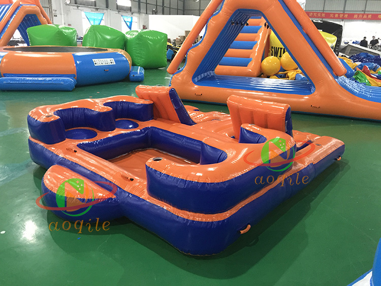 Outdoor Water Entertainment Equipment Inflatable Water Leisure Floating Island Platform Dock Sofa