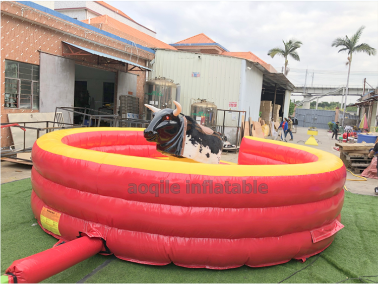 Aoqile Circular Outdoor Entertainment Commercial High-quality Inflatable Bullfighting Machine for Events