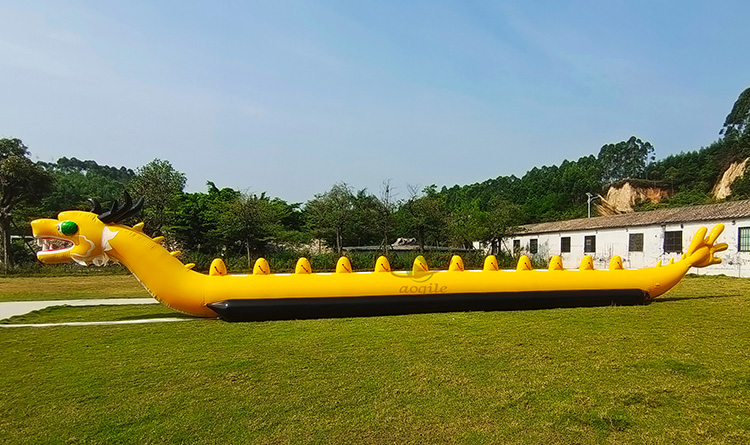 Multiplayer Entertainment Inflatable Dragon Boat Crazy Water Sport Game Toy Banana Boat