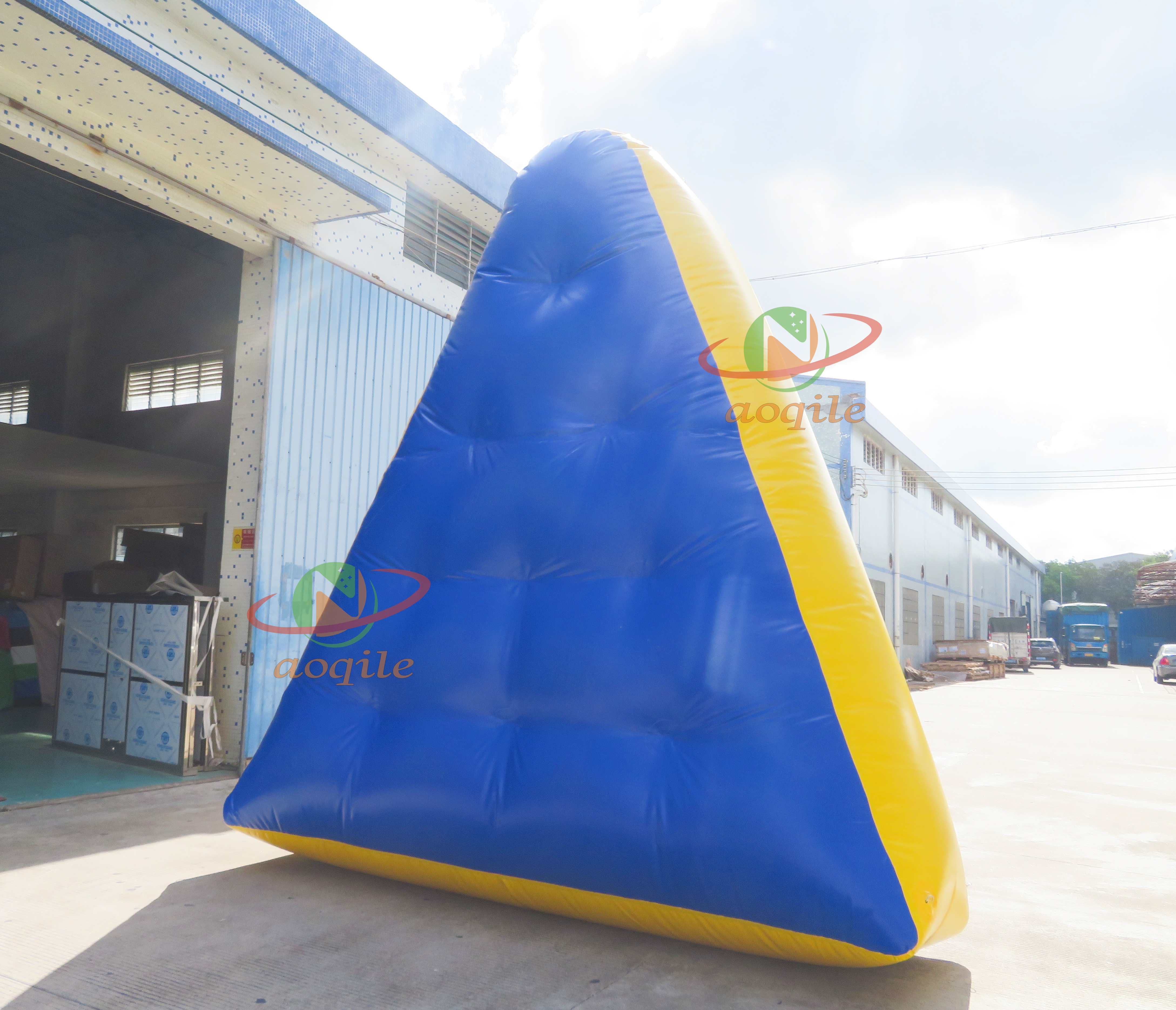 Inflatable Swimming Buoy Inflatable Water Pvc Floating Triangle Buoy Equipment