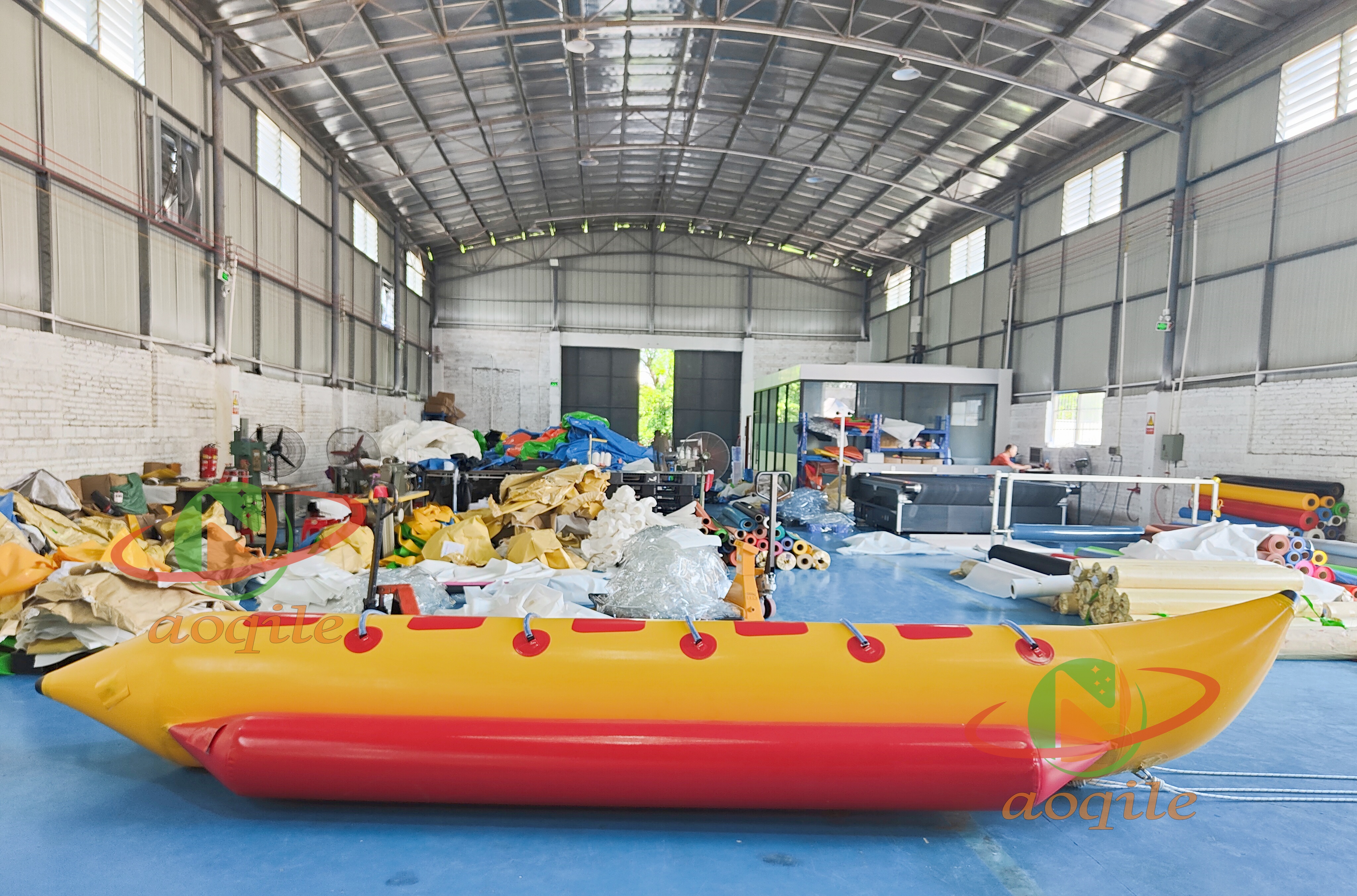 Customized Inflatable Flying Fish Raft Towed Flying Inflatable Water Slide Tube Water Flying Fish