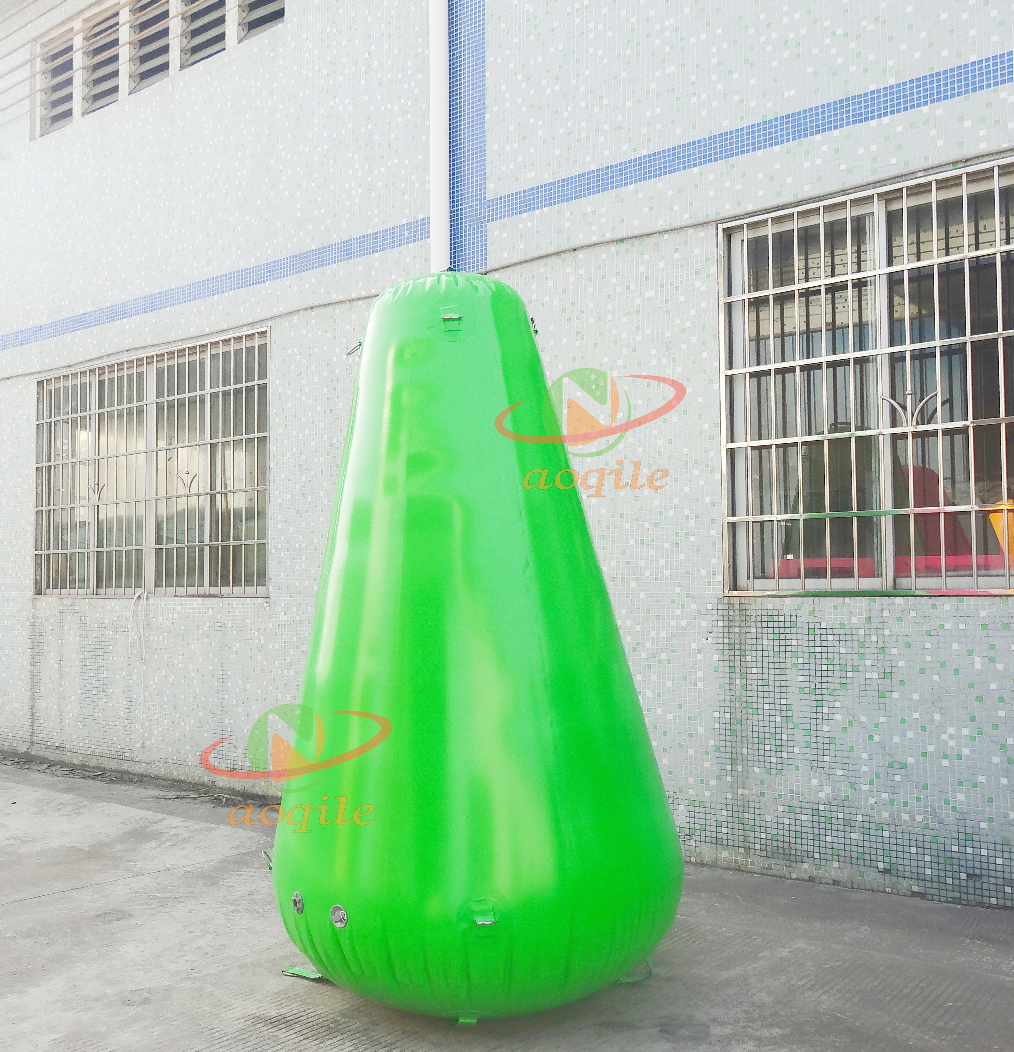 Customized Large Floating Inflatable Triangle Buoy For Water Event Inflatable Buoy In Water Play Equipment