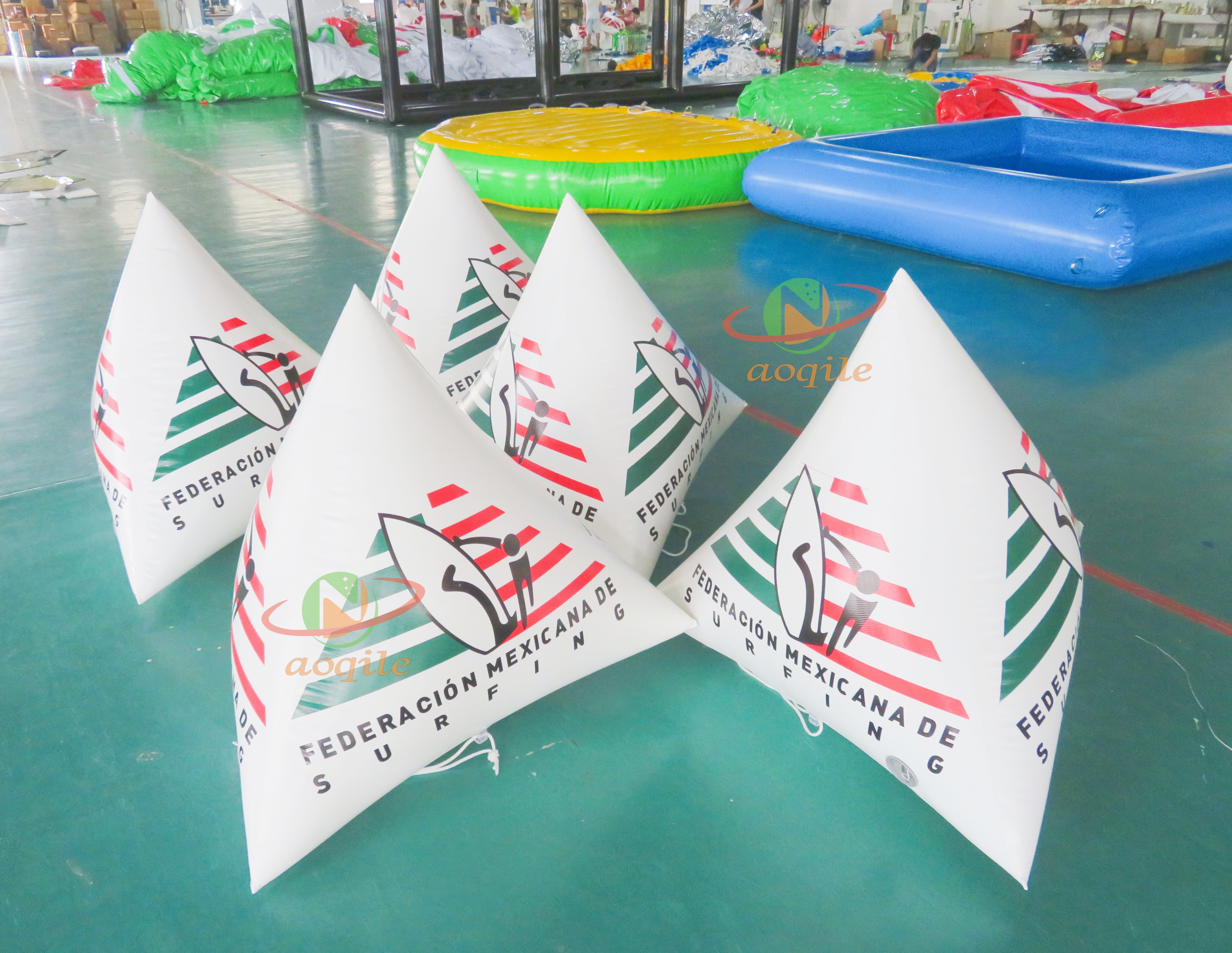 High Quality Inflatable Triangular Buoy Water Sports Inflatable Swim Buoy Floating Marker