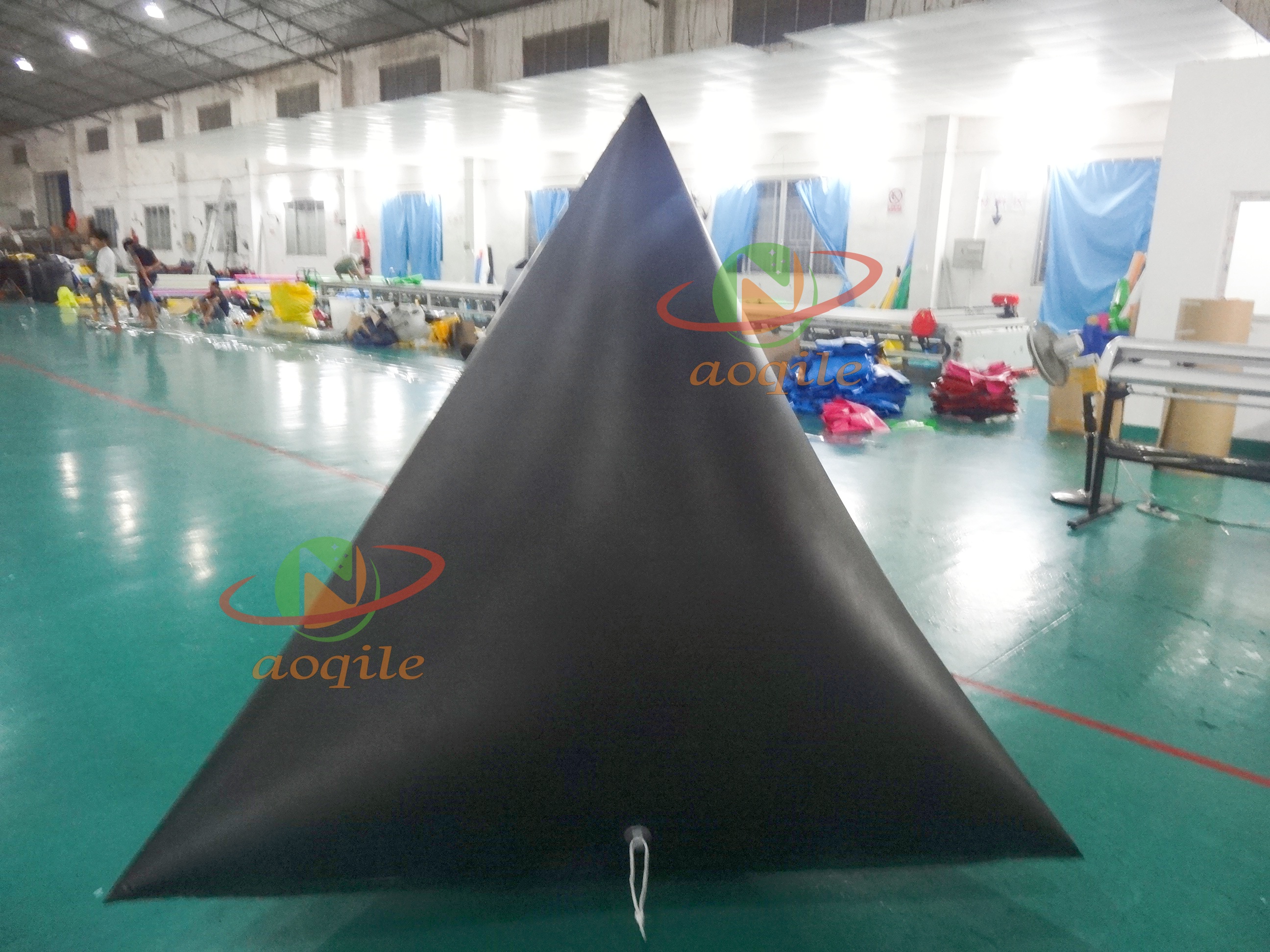 Factory Direct Sale Water Floating Triangle Mark Buoy Inflatable Buoy With Advertising