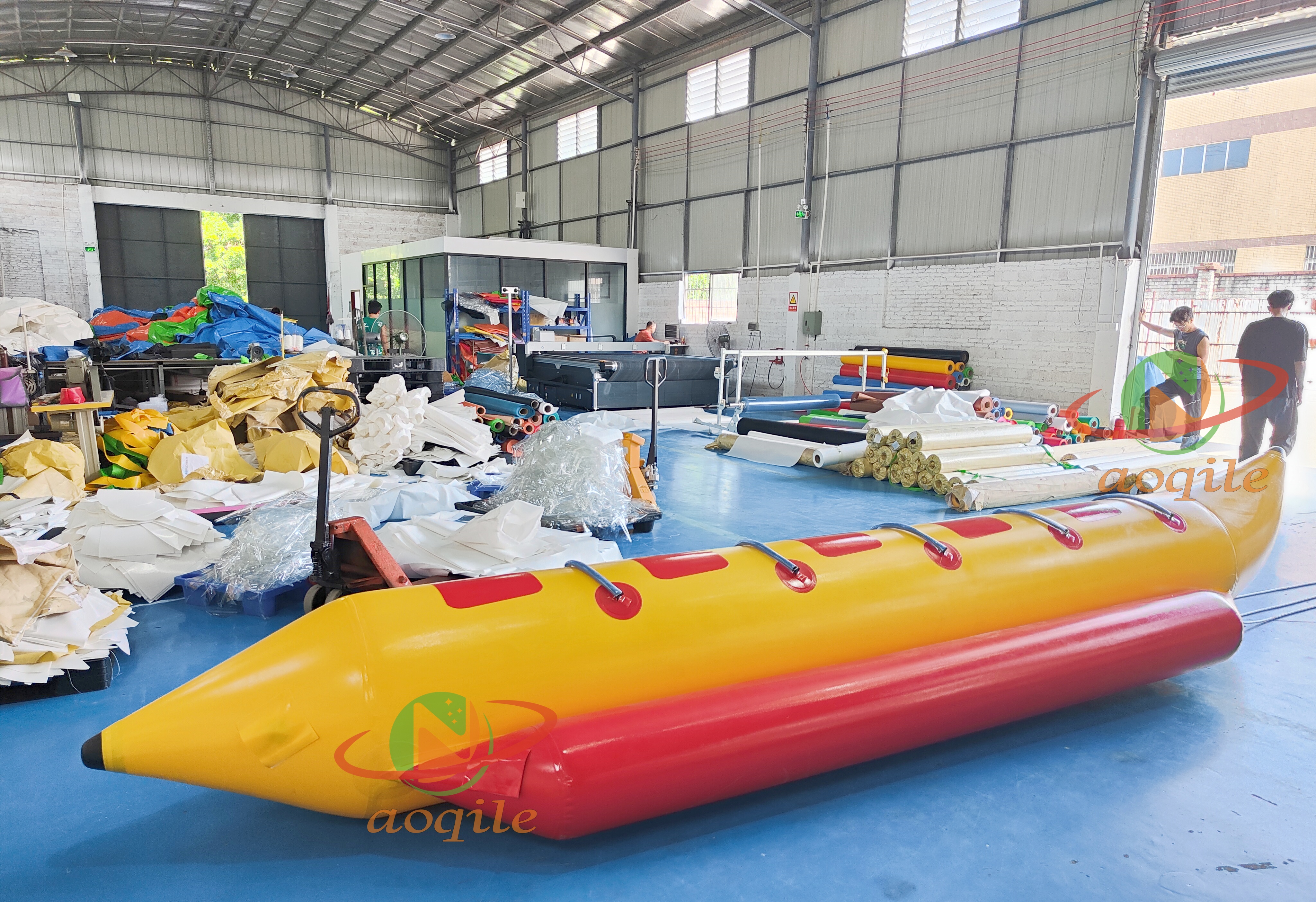 Water Toy Outdoor Equipment Inflatable Banana Boat Towables Water Games Banana Boat for Sale