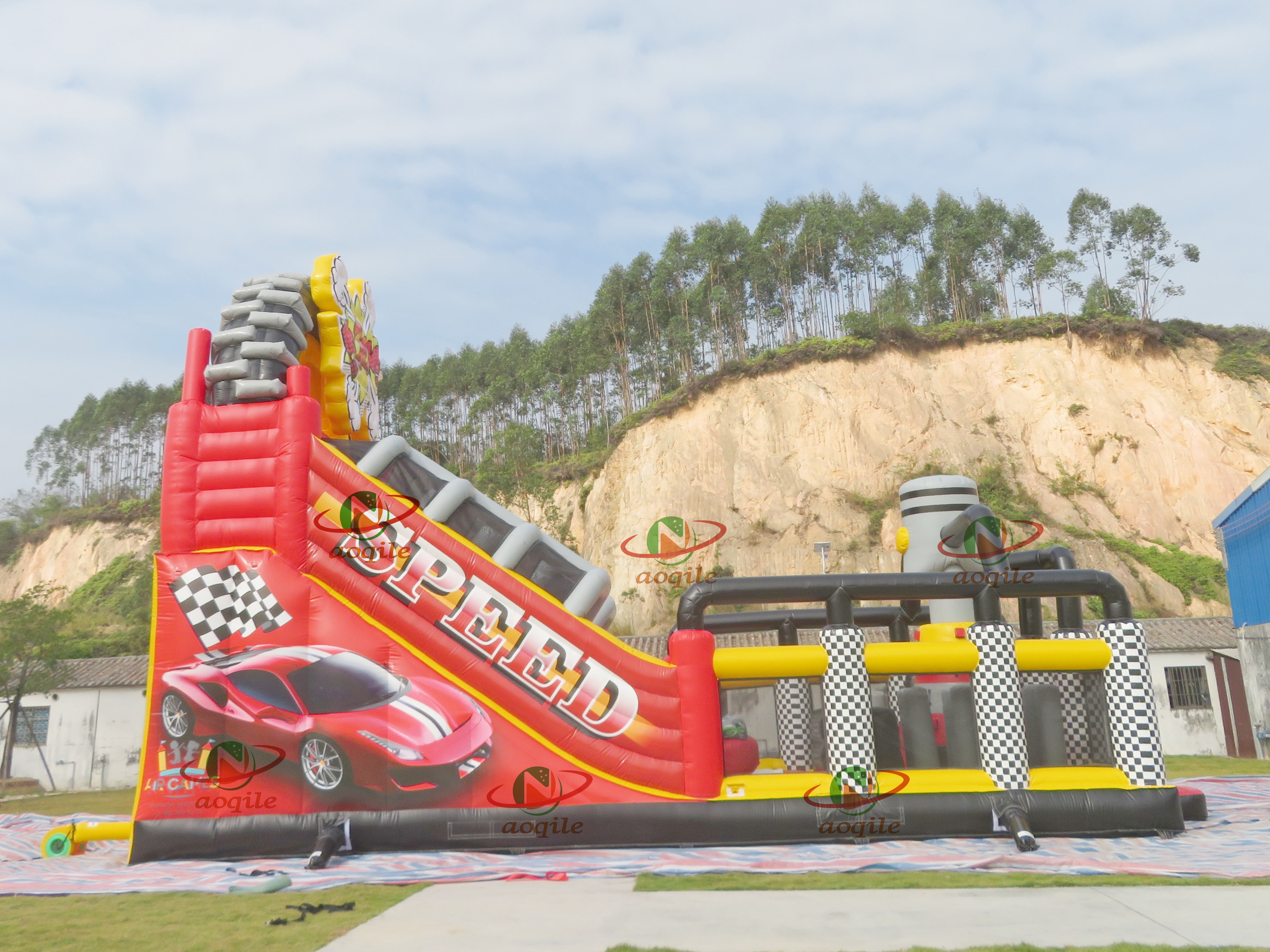 Aoqile 2025 New Design Hot-selling Inflatable Car-shaped Water Slide for Events