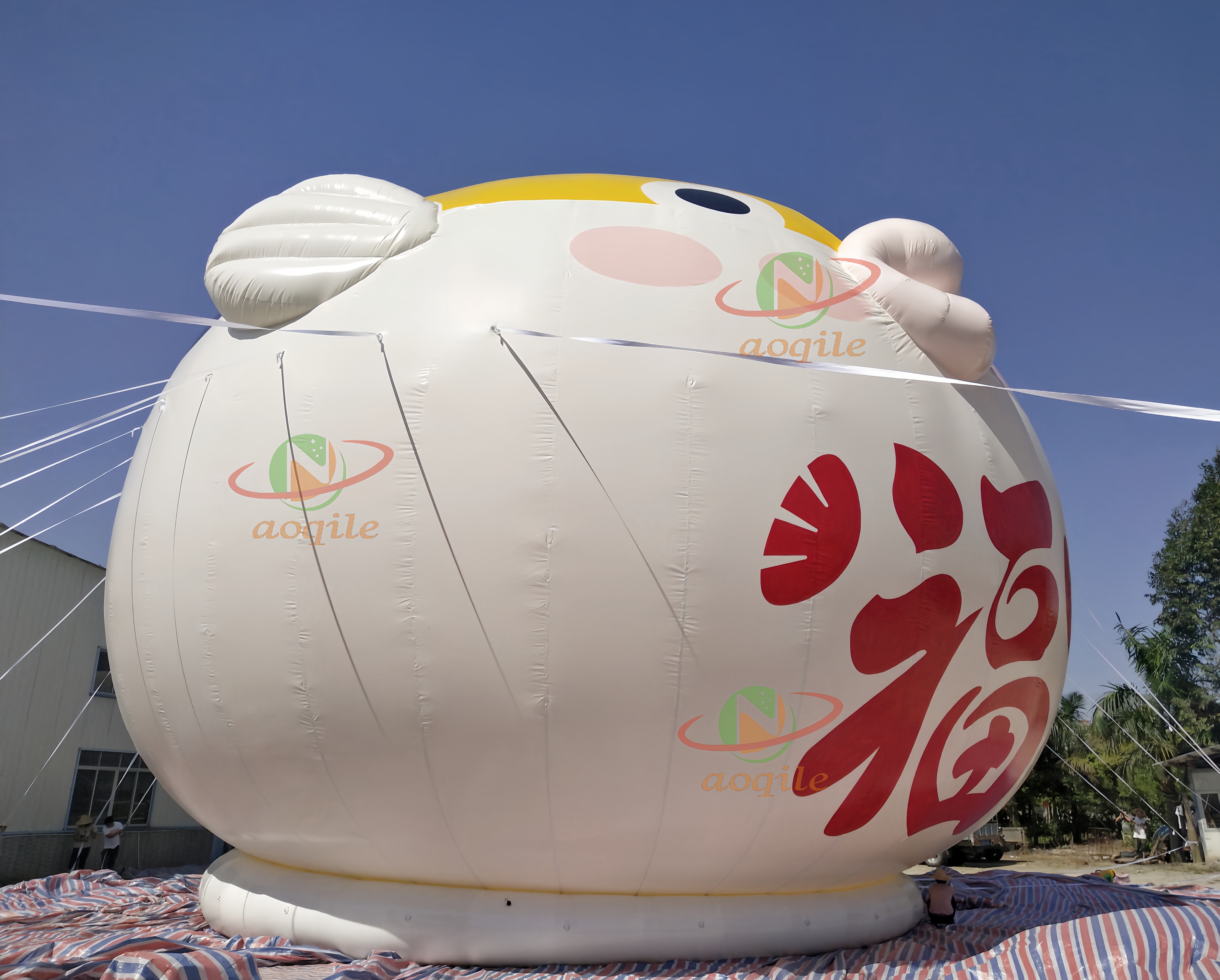 Inflatable cartoon outdoor giant floating water inflatable cartoon model advertising promotion big animals for sea