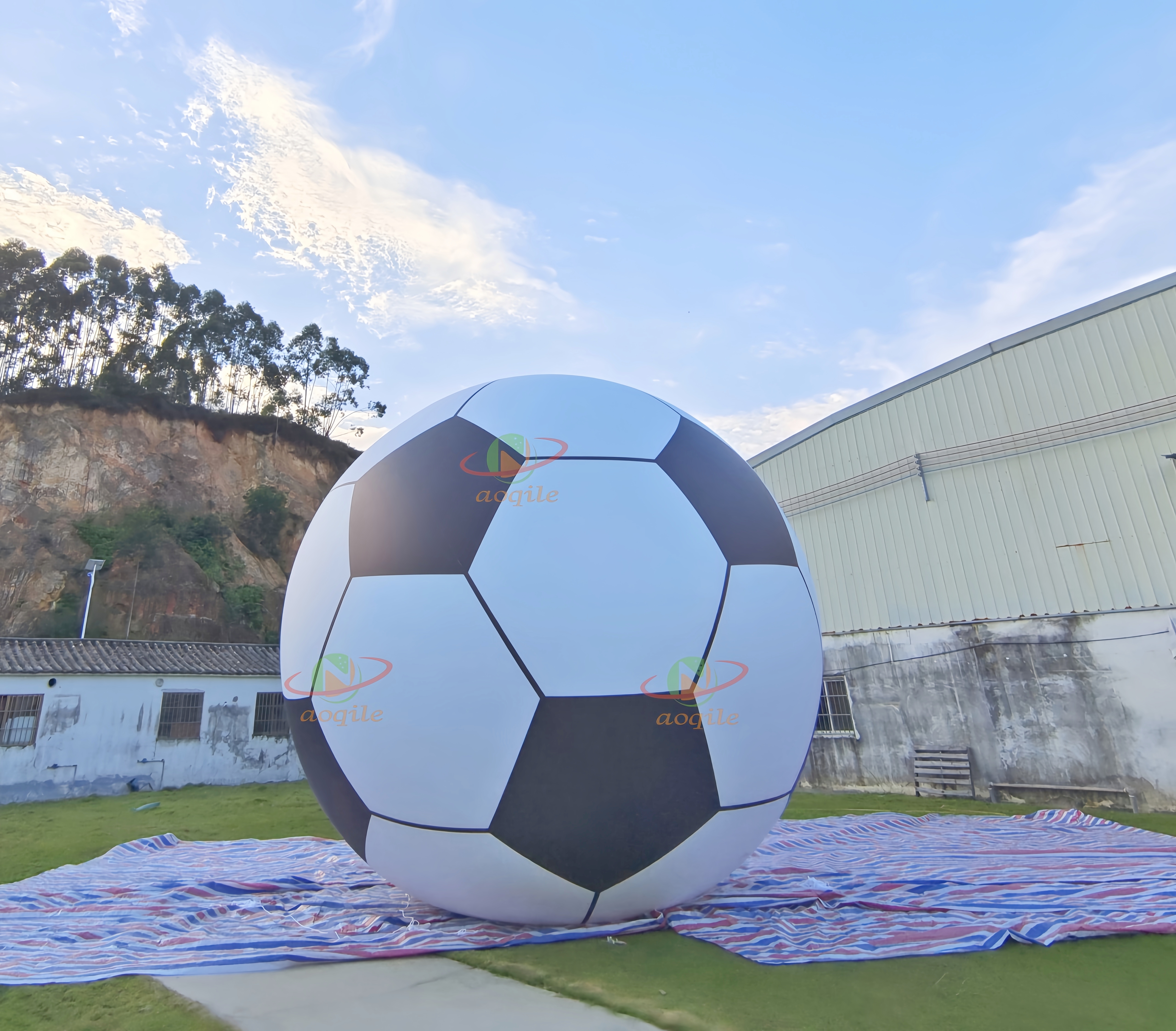 Inflatable Football Model for Advertising Event/ Soccer Event Pvc Inflatable Ball Giant Football Balloon