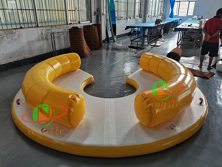 Aoqile Custom Inflatable Arc Float Sofa Comfortable for Beach Pool Gathering Leisure Activities for Events