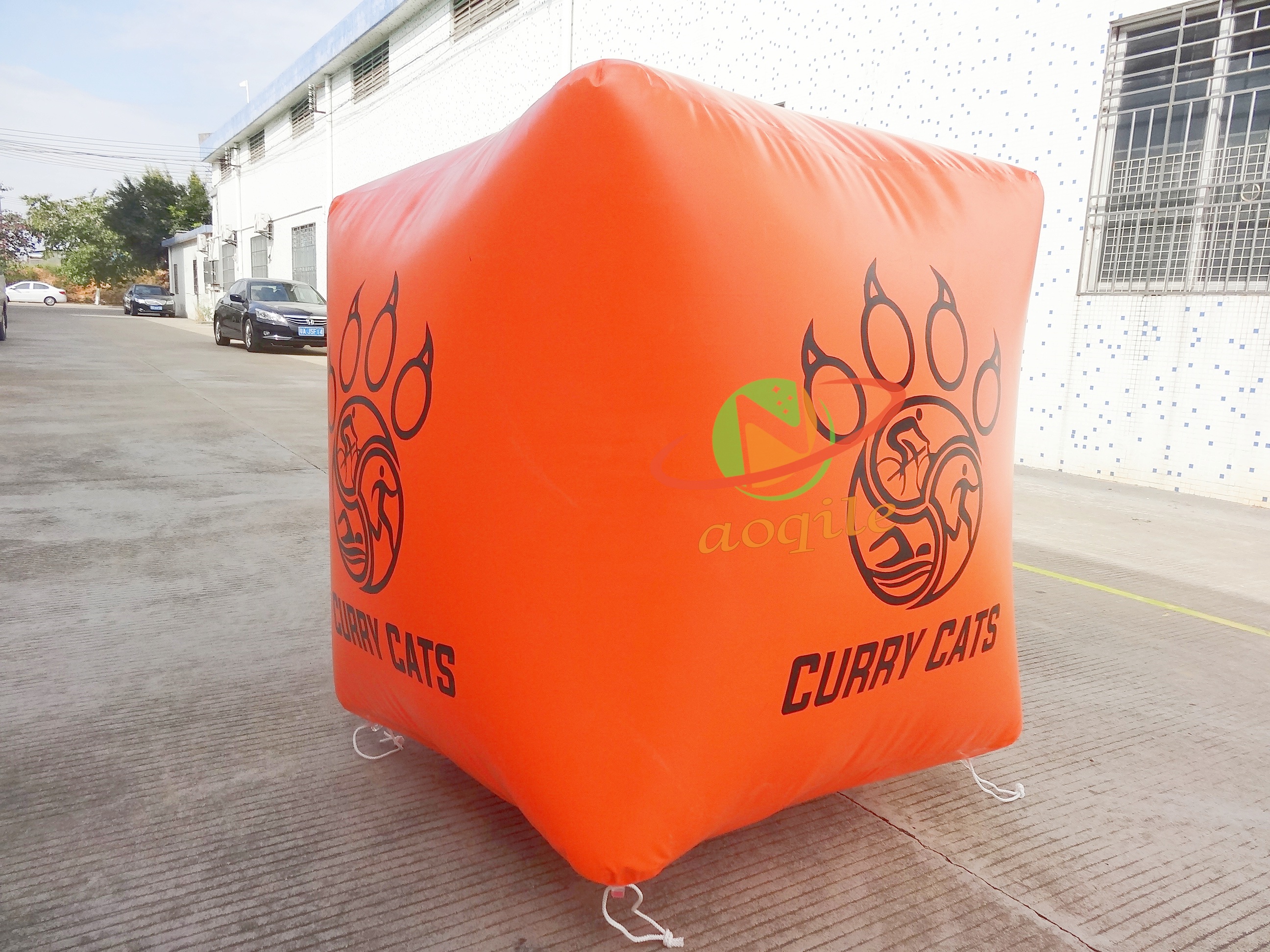 Hot Selling Custom Cube Inflatable Floating Sign Inflatable Water Sports Advertising Buoy