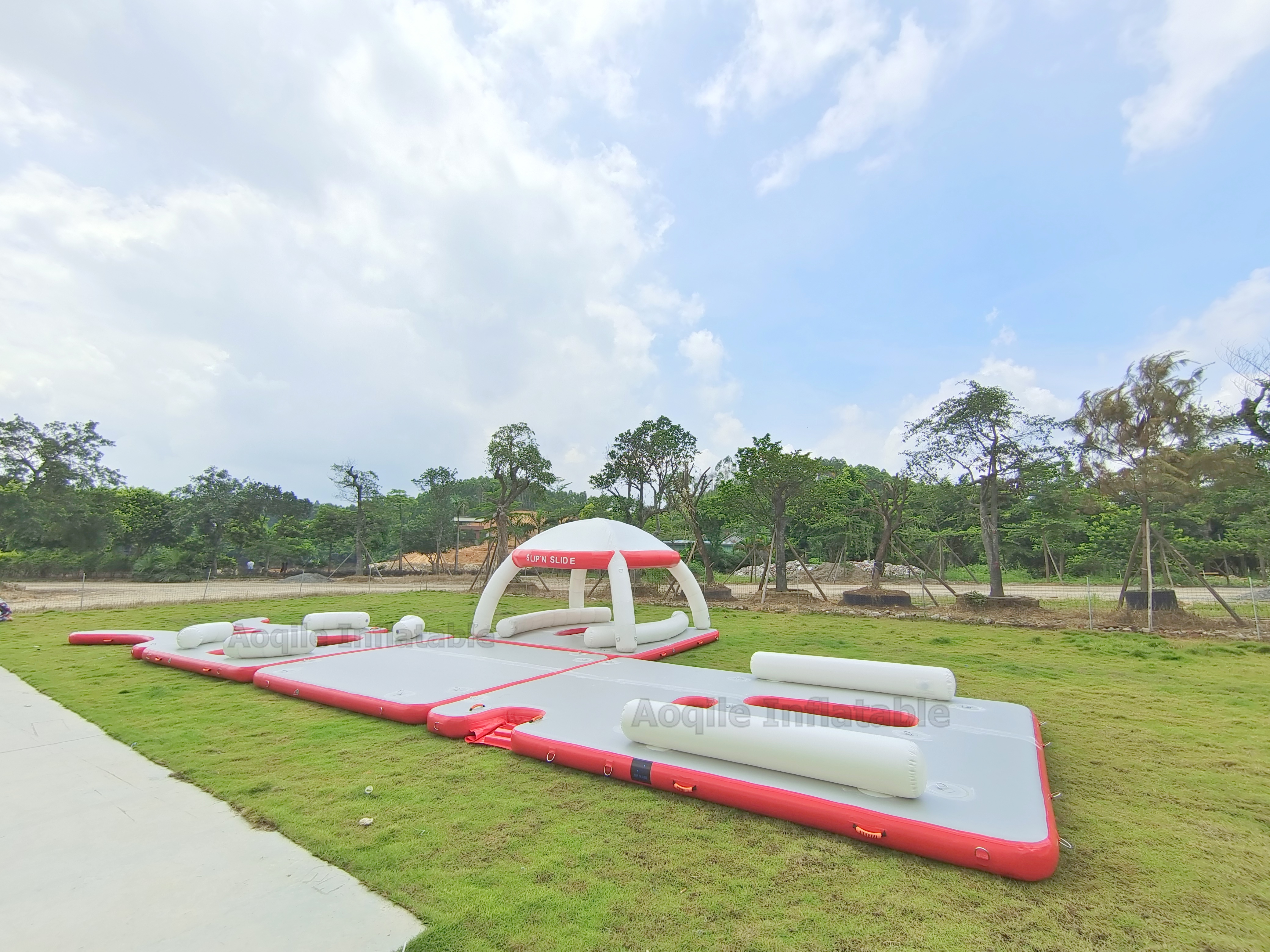 Custom EVA Marine Floor Inflatable Floating Platform Bar Inflatable Dock Platform Inflatable Water Party Platform For Sale