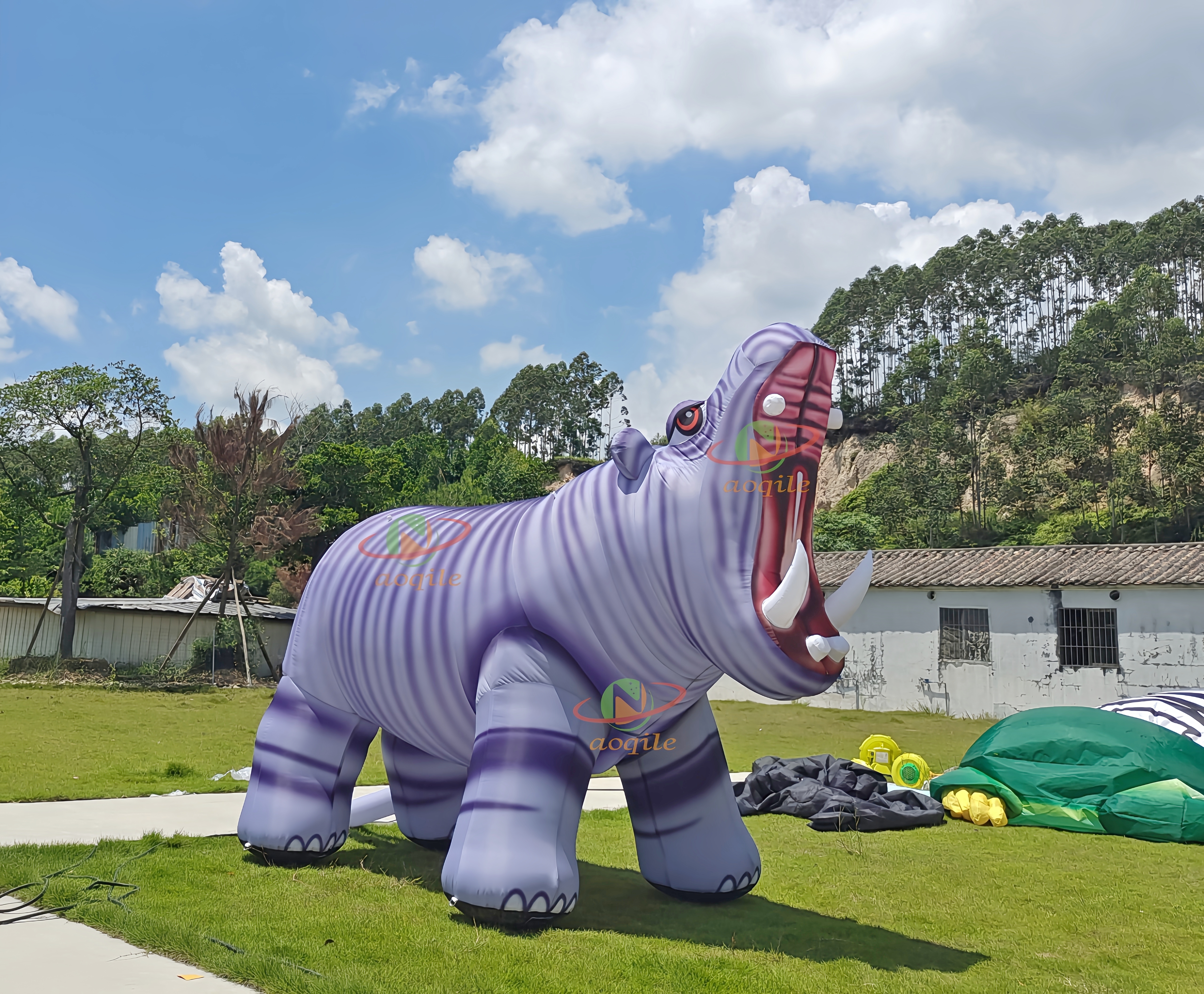 Holiday Animal Inflatable Cartoon Customized Giant Festival Event Inflatable Hippo For Sale