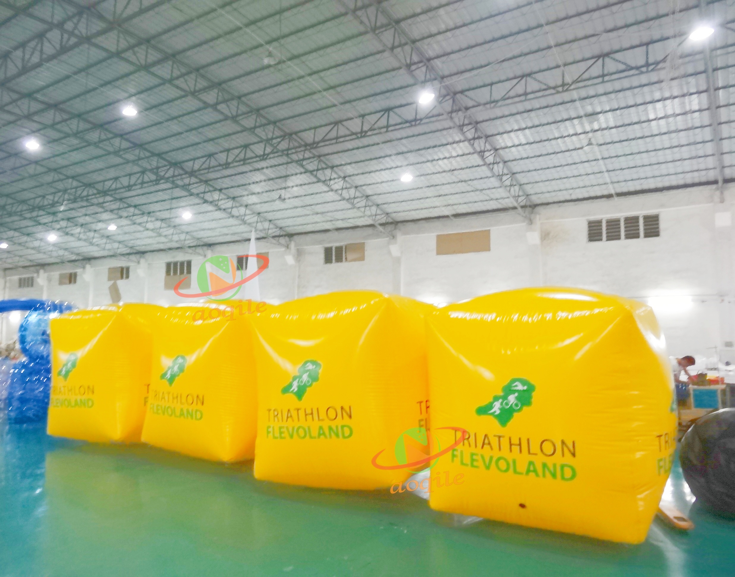 Customized Cube Inflatable Floating Buoy For Swimming Warning Inflatable Water Buoy