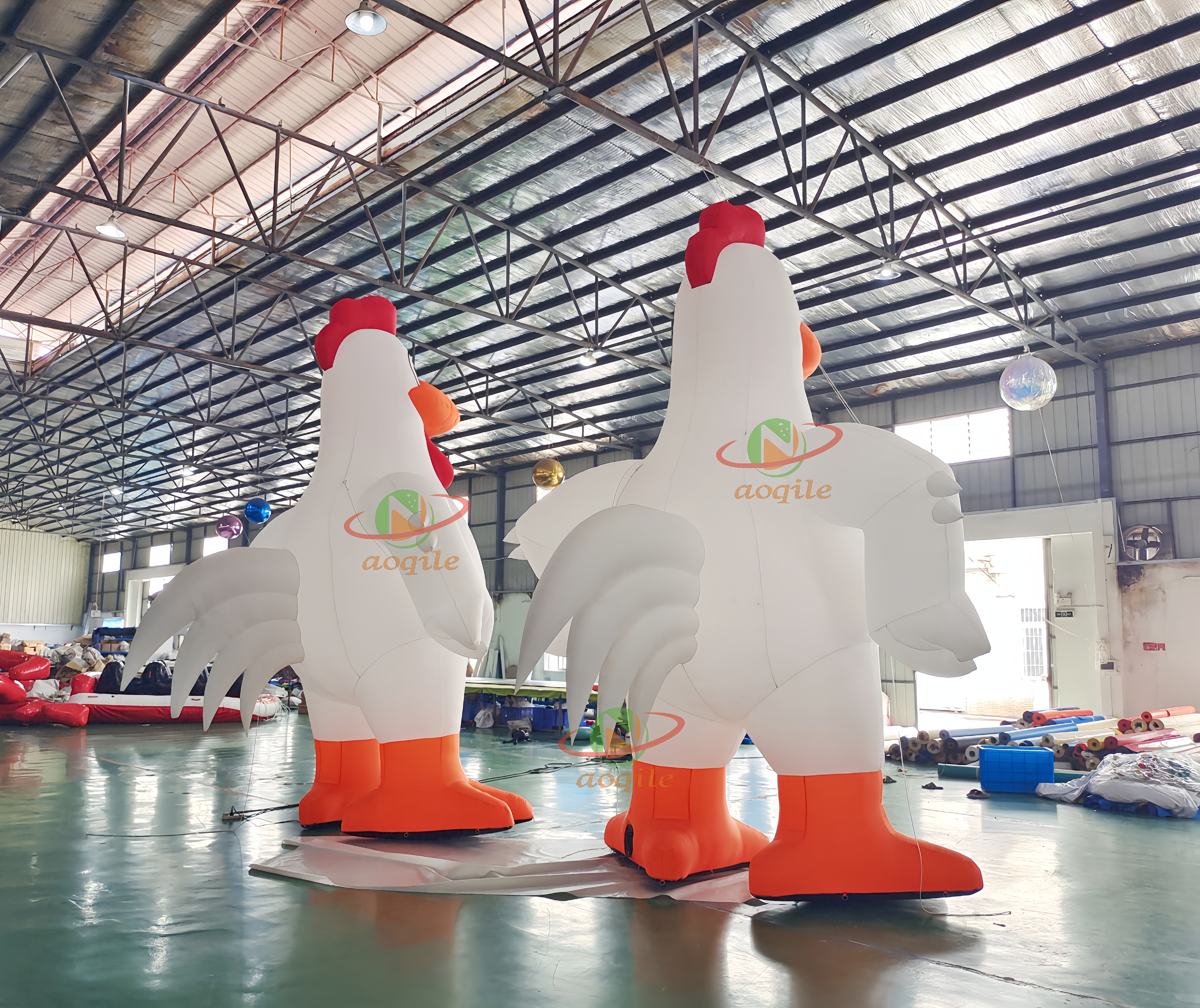 Custom Outdoor Giant Mascot Inflatable Chicken / Inflatable Rooster Cock Animal Cartoon For Advertising