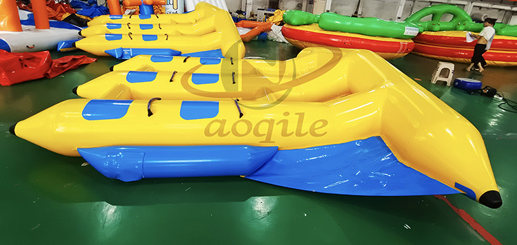 Popular Water Sports Inflatable colours PVC Banana Boat Towable Sea Toy Kayak Flying Fish