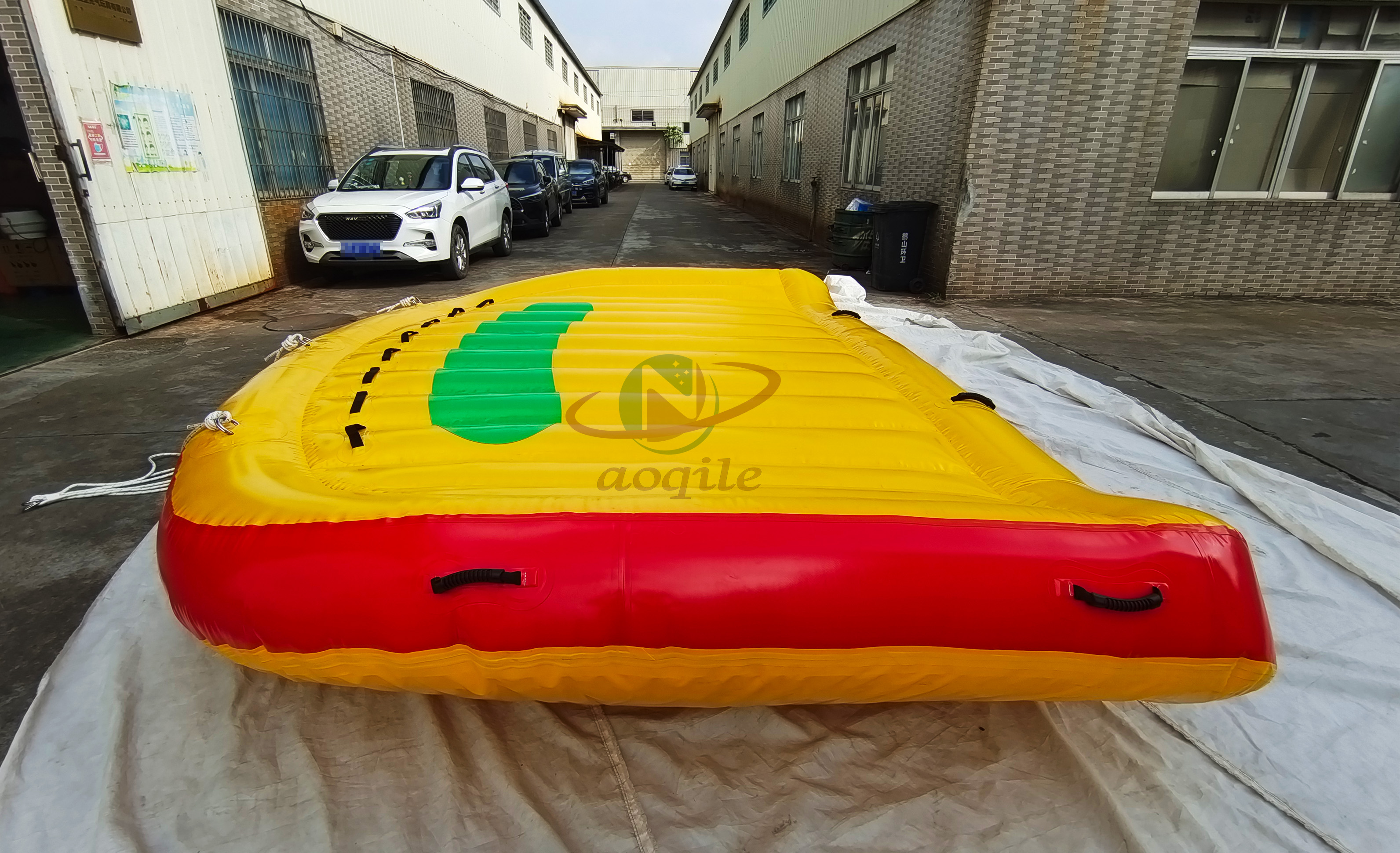 Ride-on Inflatable Crazy Floating Inflatable Sofa Towable Surfing Flying Inflatable Towable Boats