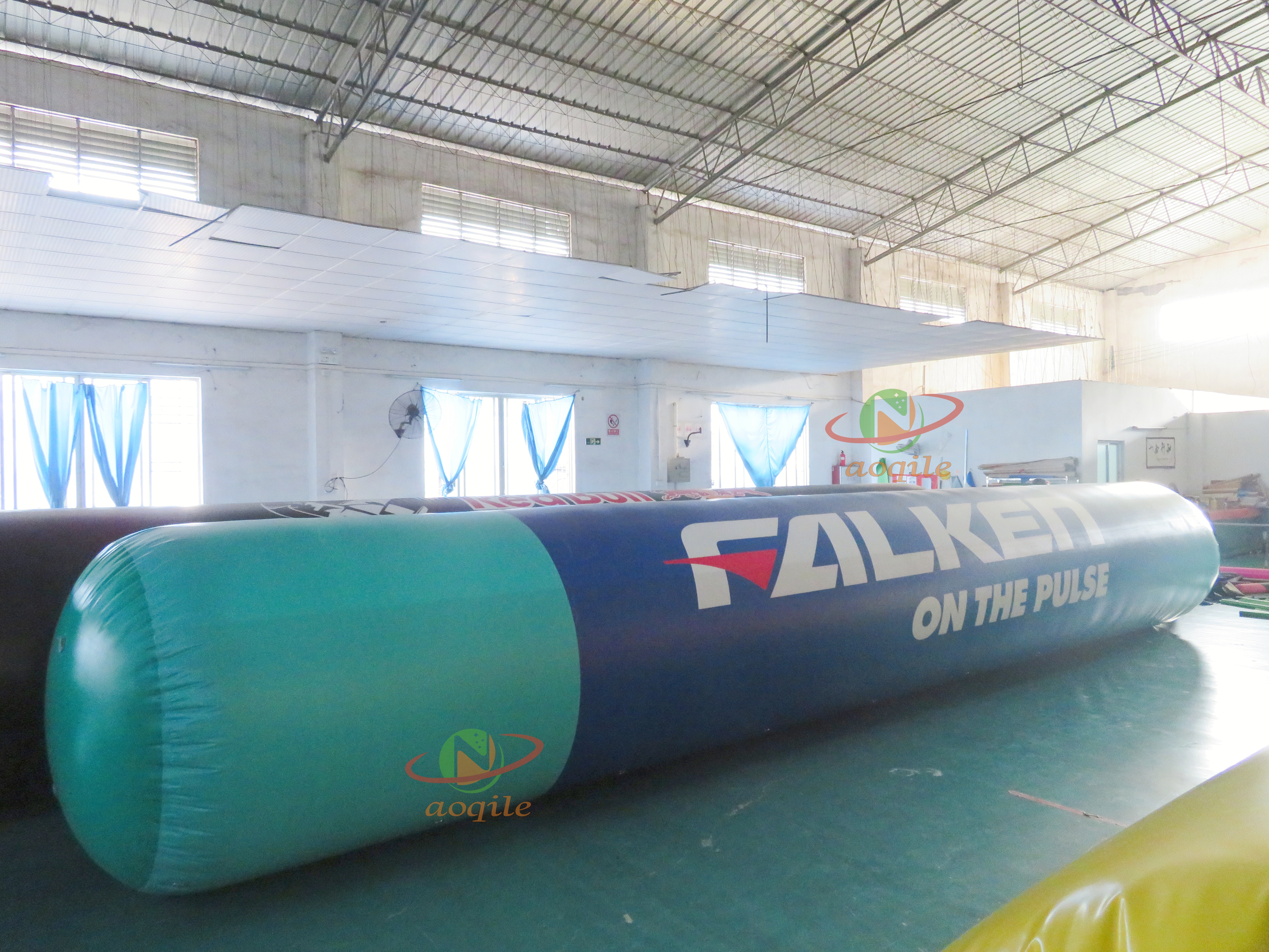 Customized Long Tube Floating Inflatable Warning Buoy Water Competition Inflatable Advertising Buoy