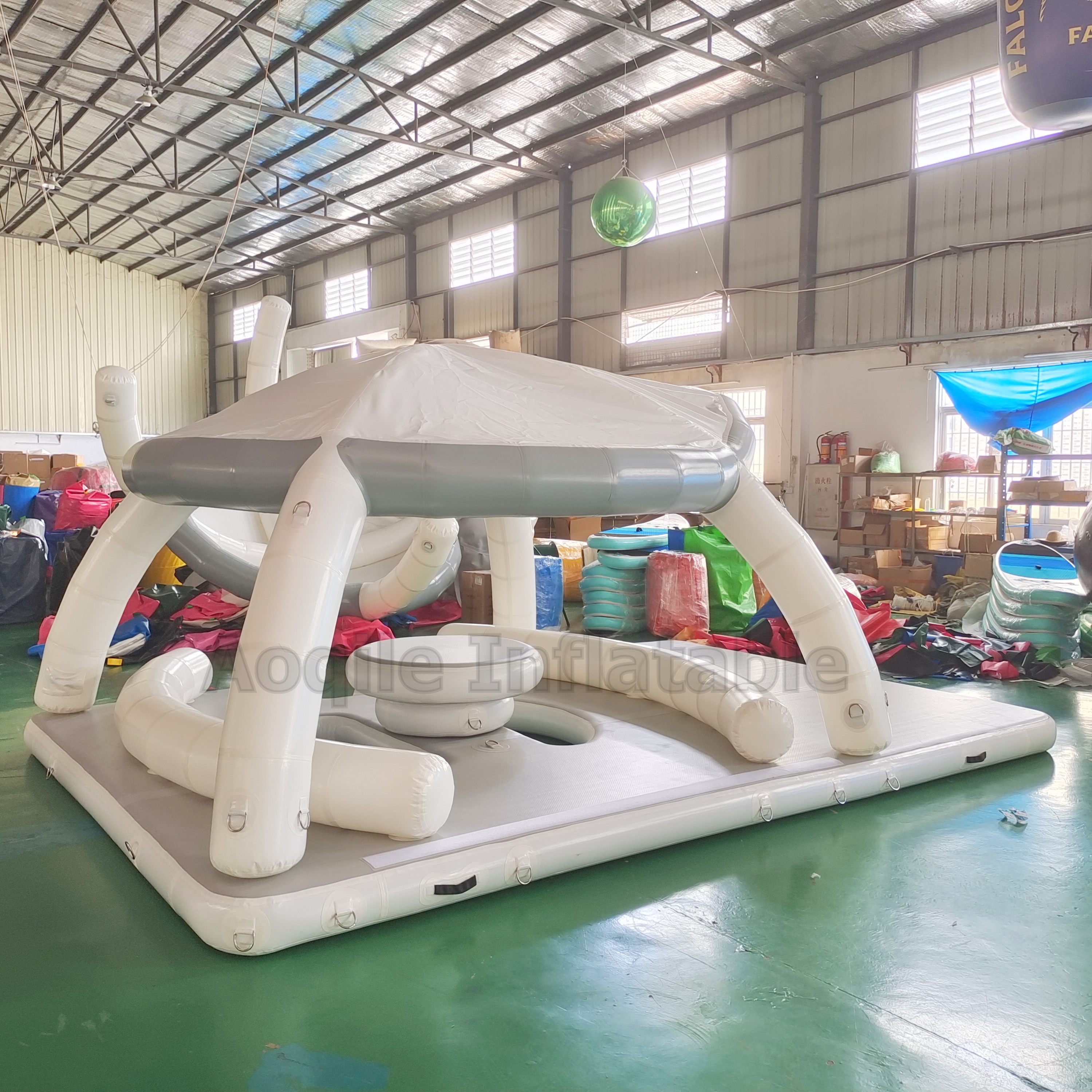 Water sports equipment inflatable island floating lounge inflatable dock non slip with canopy