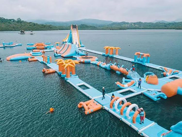 Custom Outdoor Inflatable Water Obstacle Sports Sea Floating Adult Inflatable Water Park