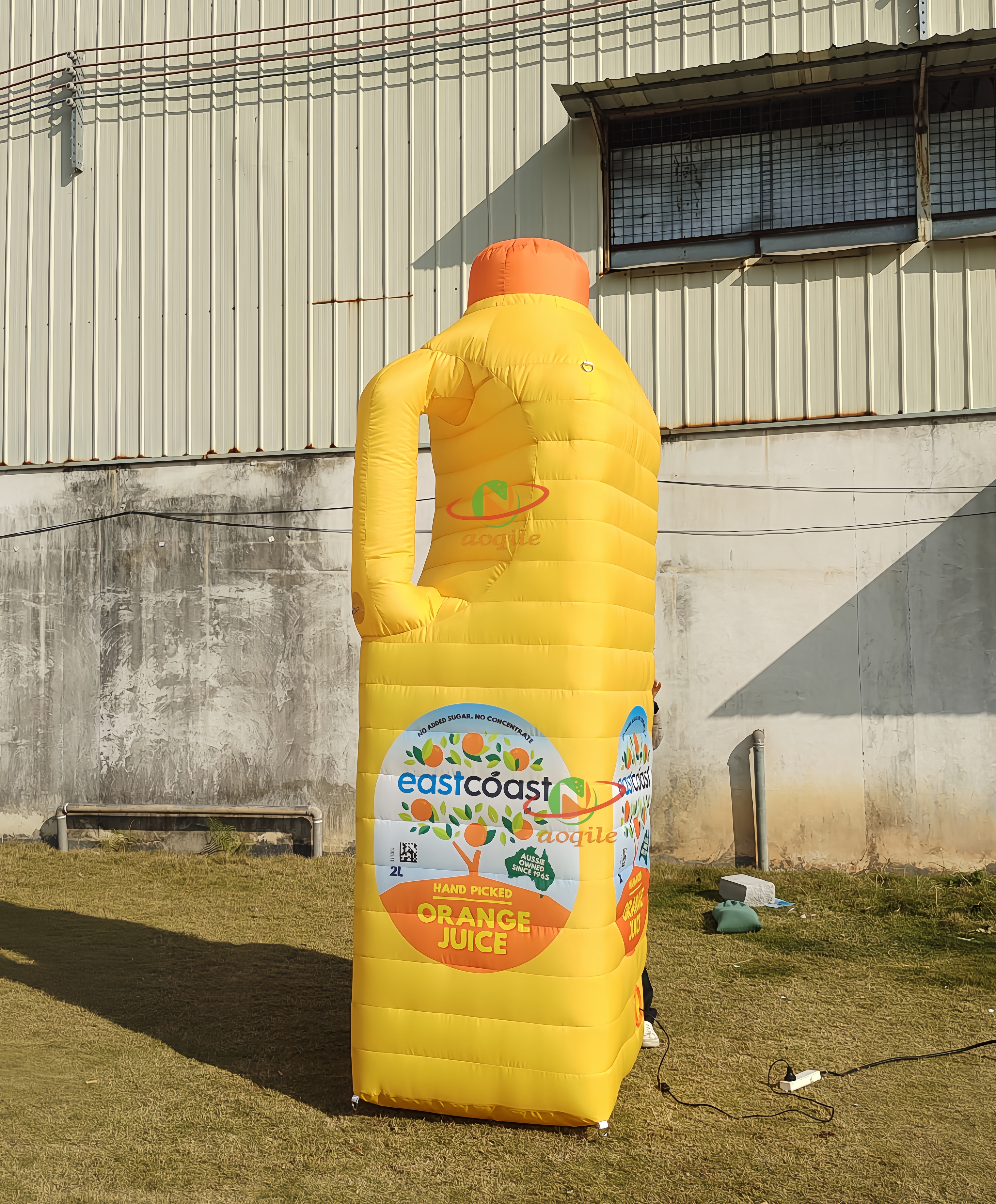 Customized size Giant advertising large inflatable juice model for event promotion Inflatable drink