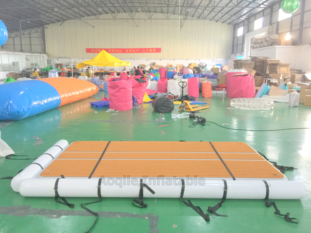 Commercial Inflatable Safety Floating Island Water Floating Platform Inflatable Swimming Pool Pier Buoy