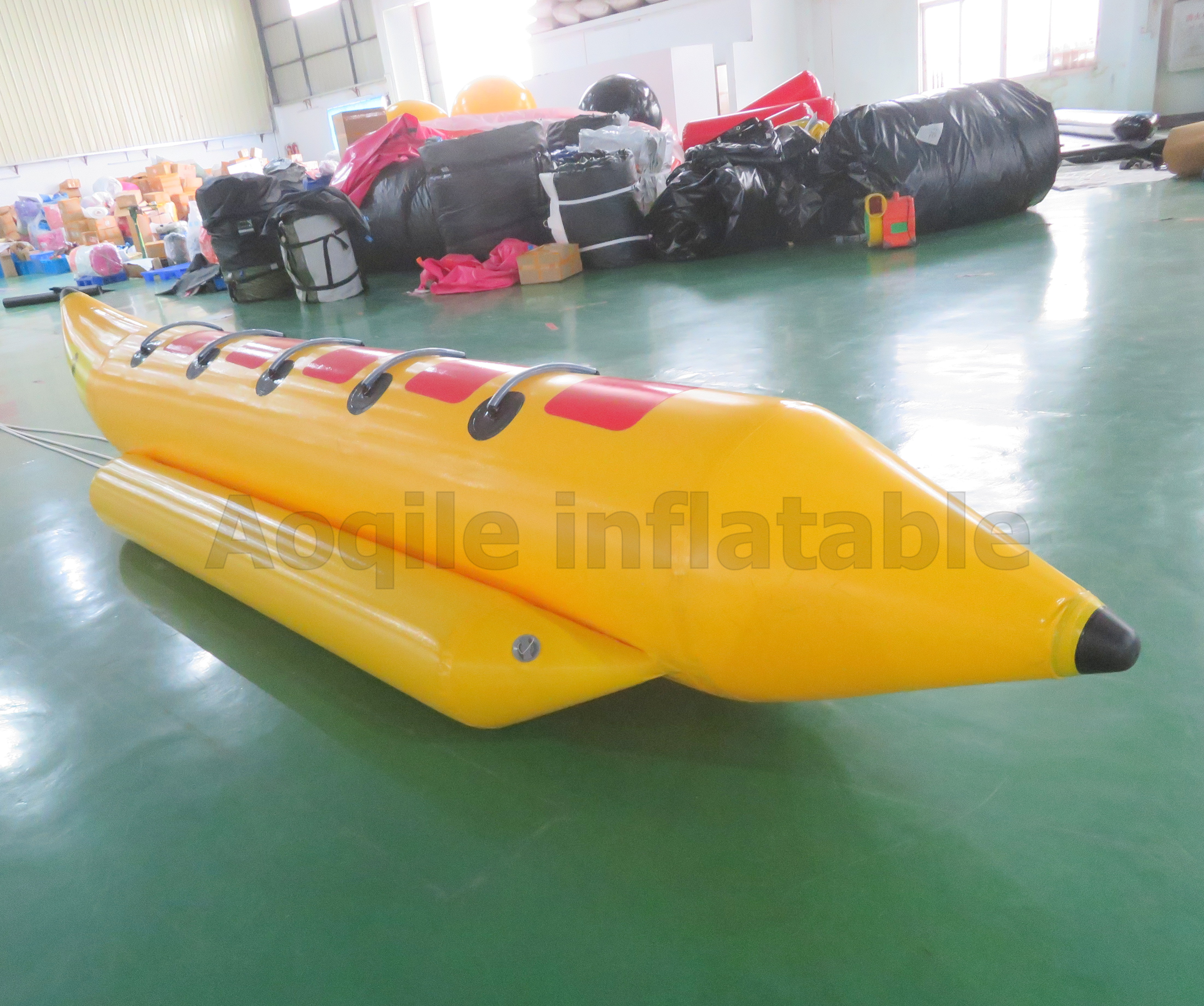 Hot Sale Inflatable Shark flying fish towable Inflatable Floating banana shark boat Water Sport Games Equipment