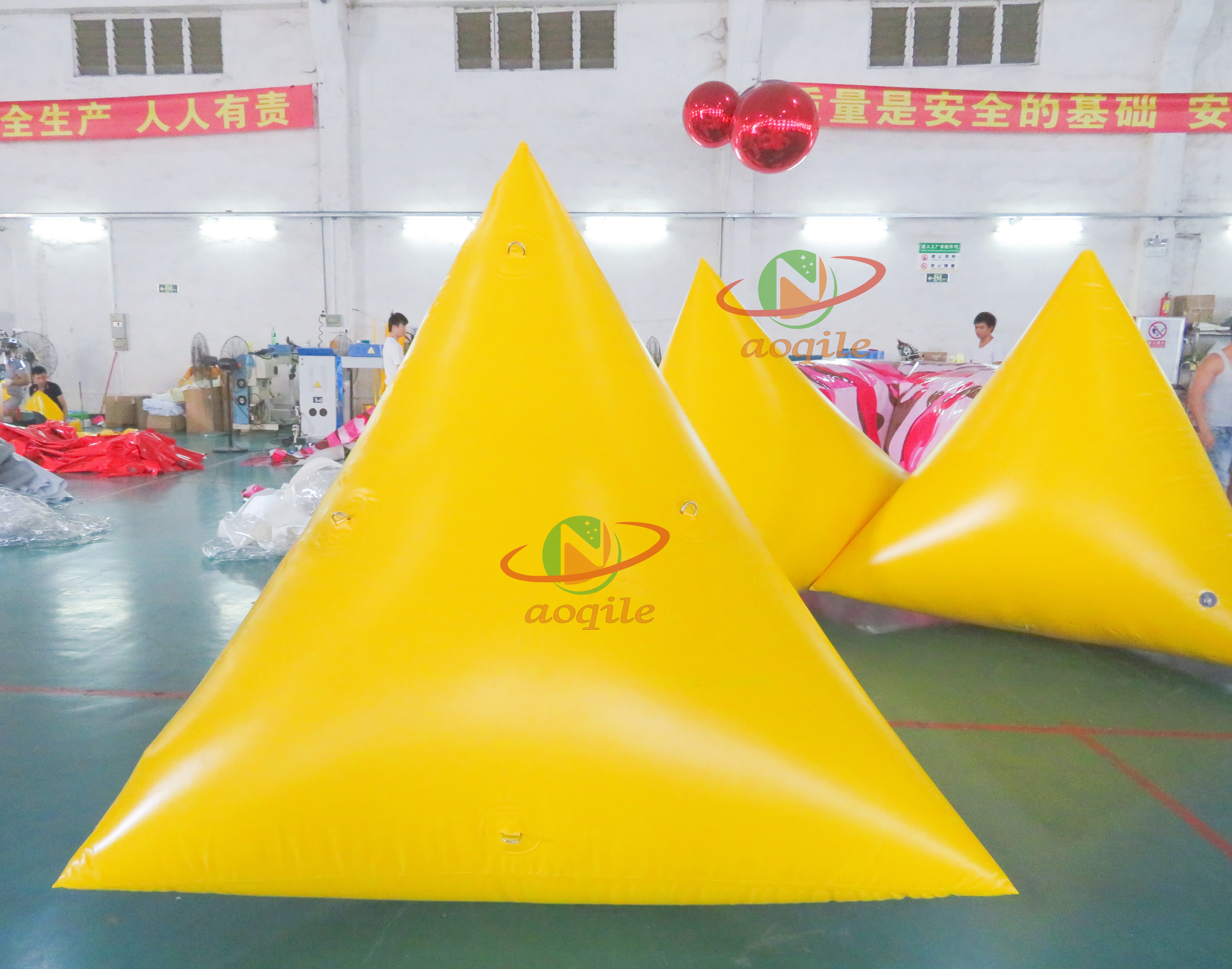 China large Water Race Marker Swim inflatable floating buoy for sea